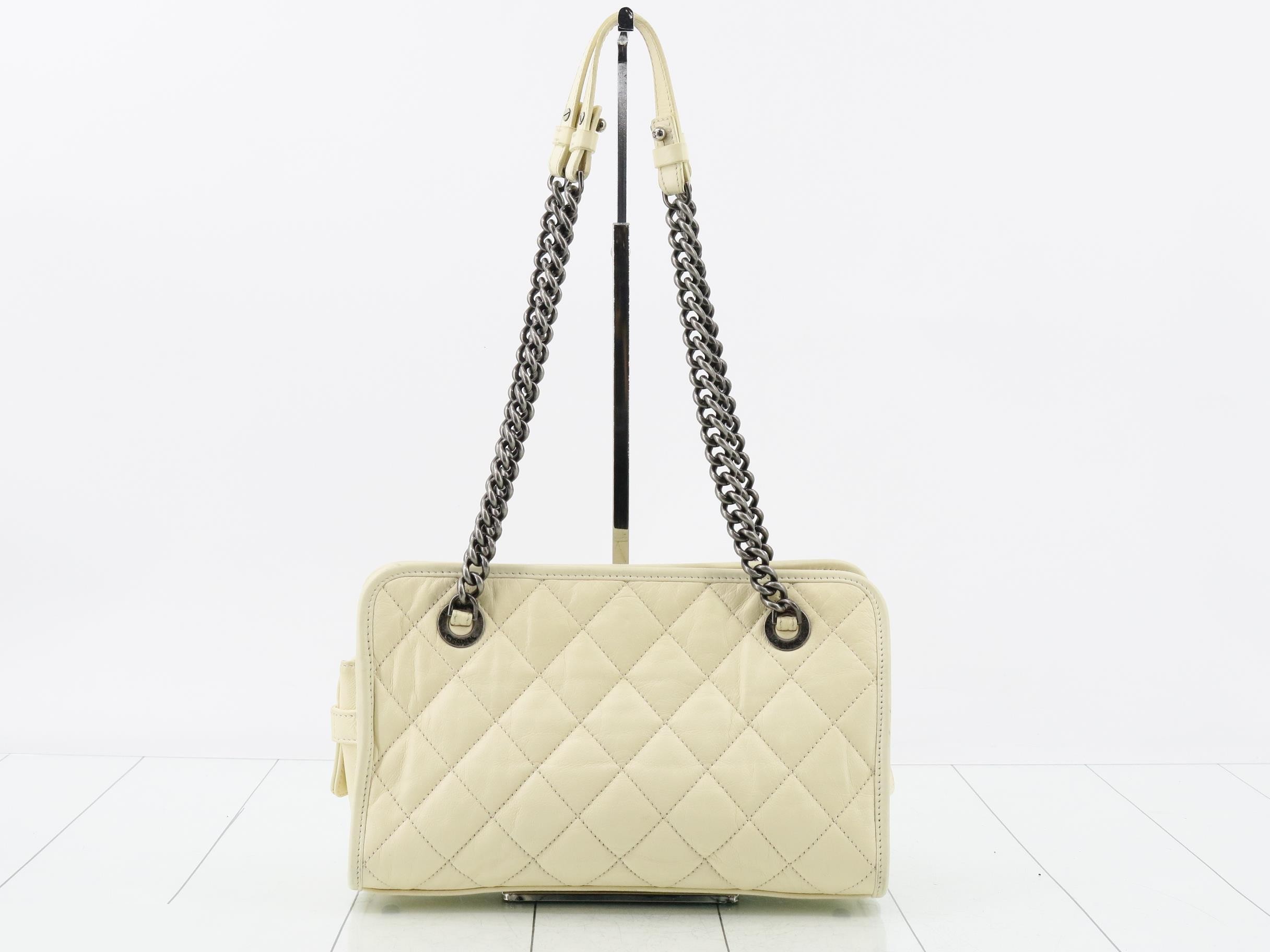 Matelassé (bag) — view 2