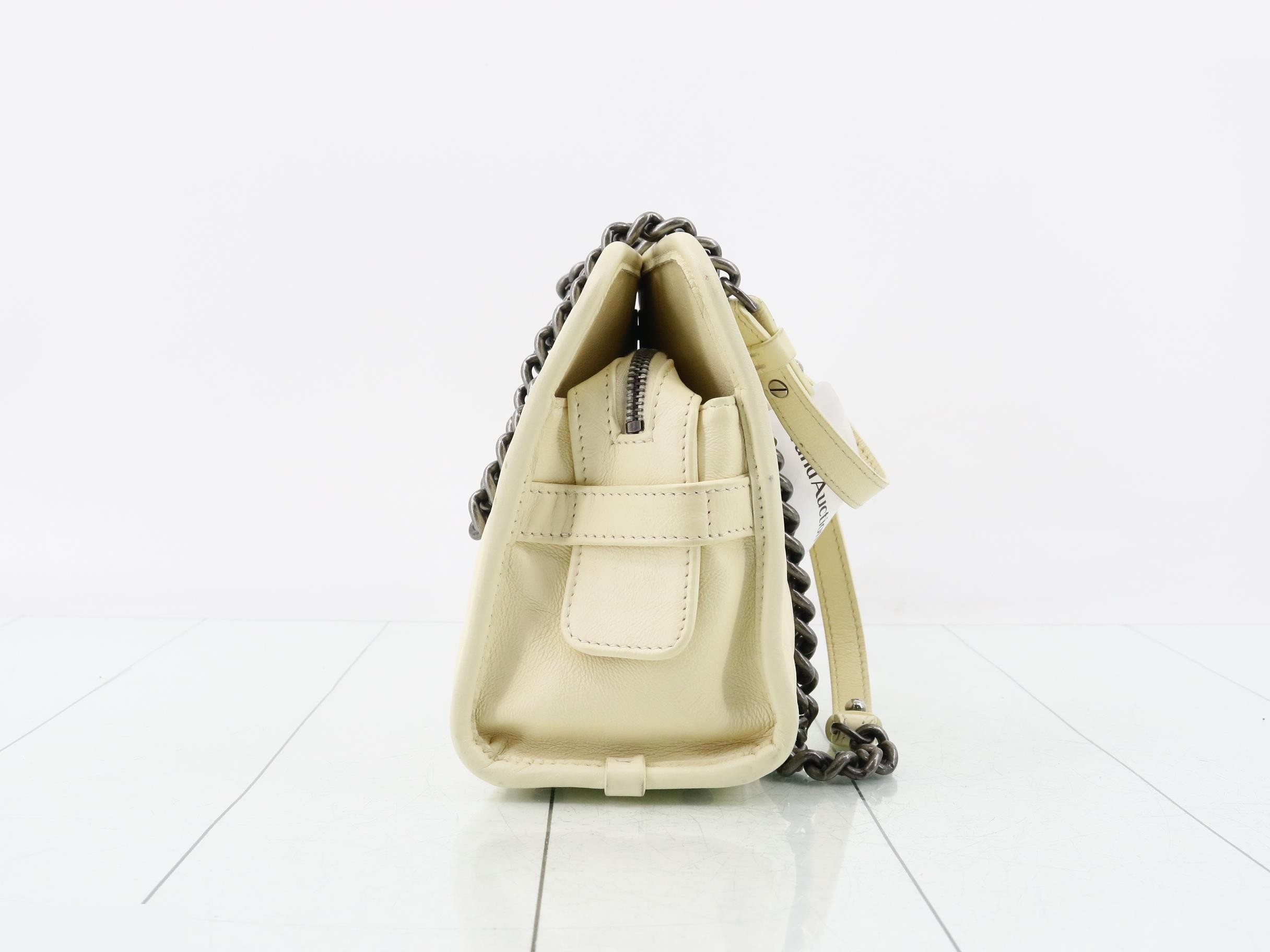 Matelassé (bag) — view 4