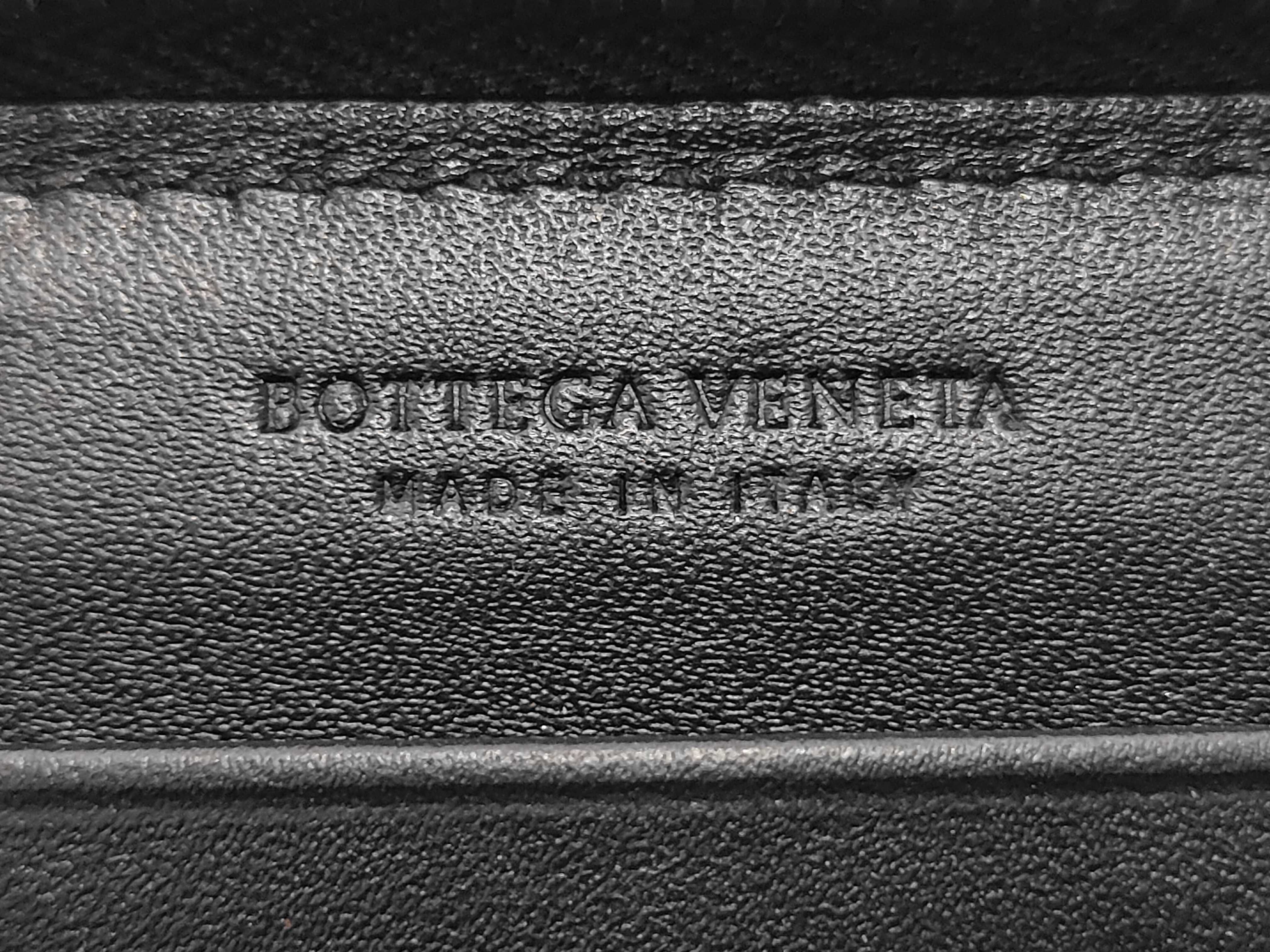Intrecciato Round Long Wallet — view 11
