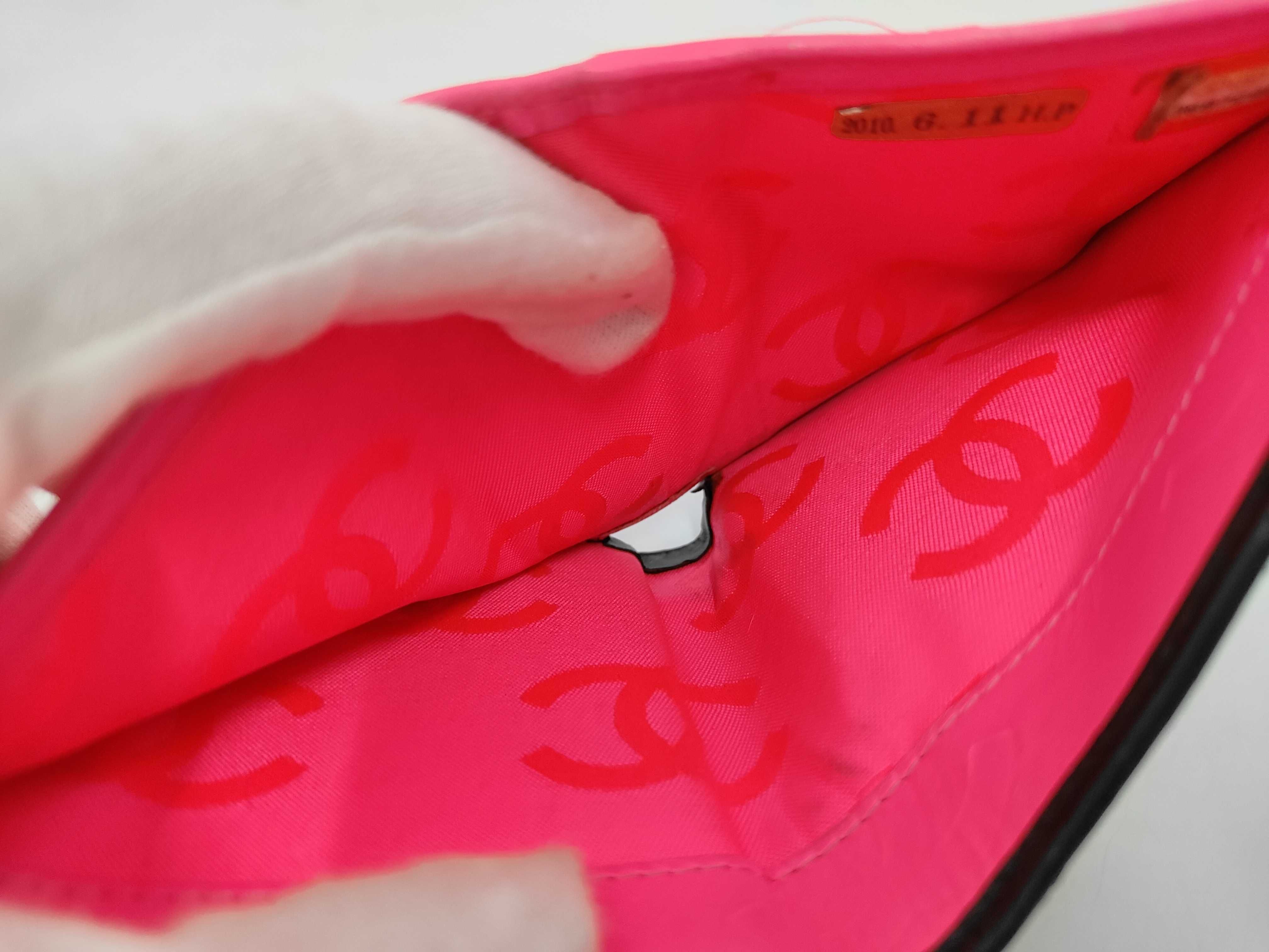 Cambon Line Bi-fold Wallet — view 10