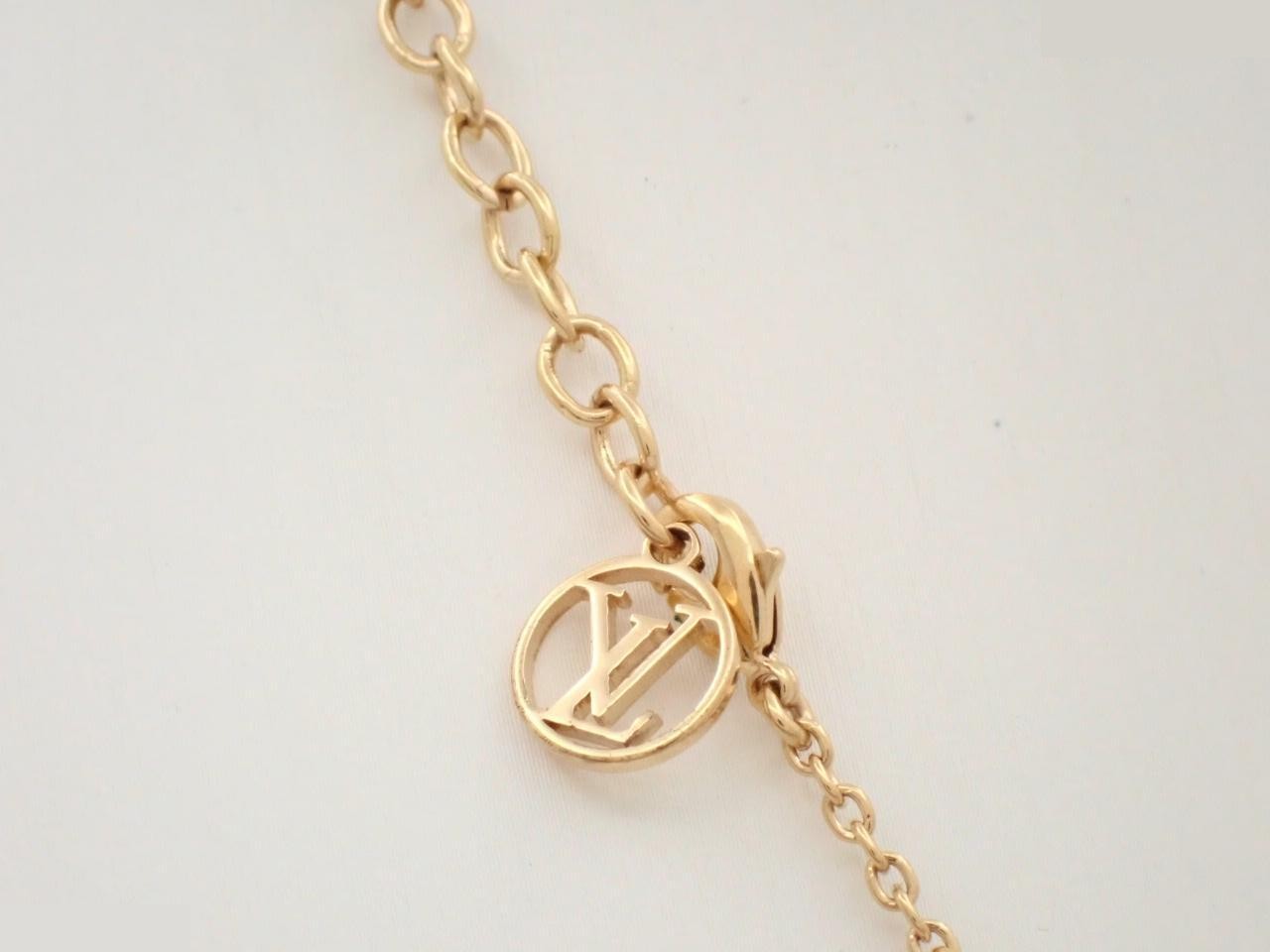 Essential V Chain, approximately 48cm — view 2