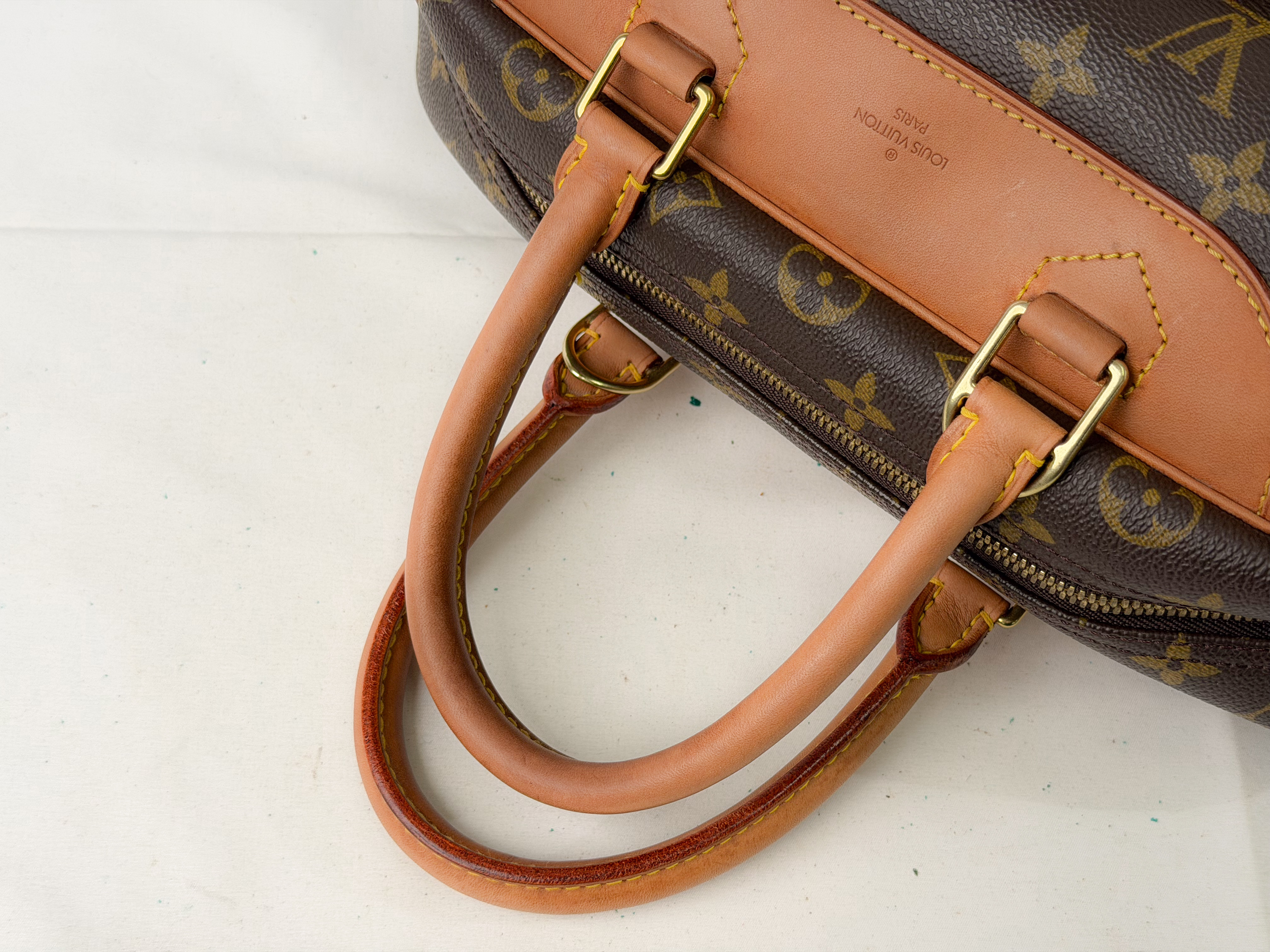 Monogram M47270 Deauville VI0090 Handbag — view 3