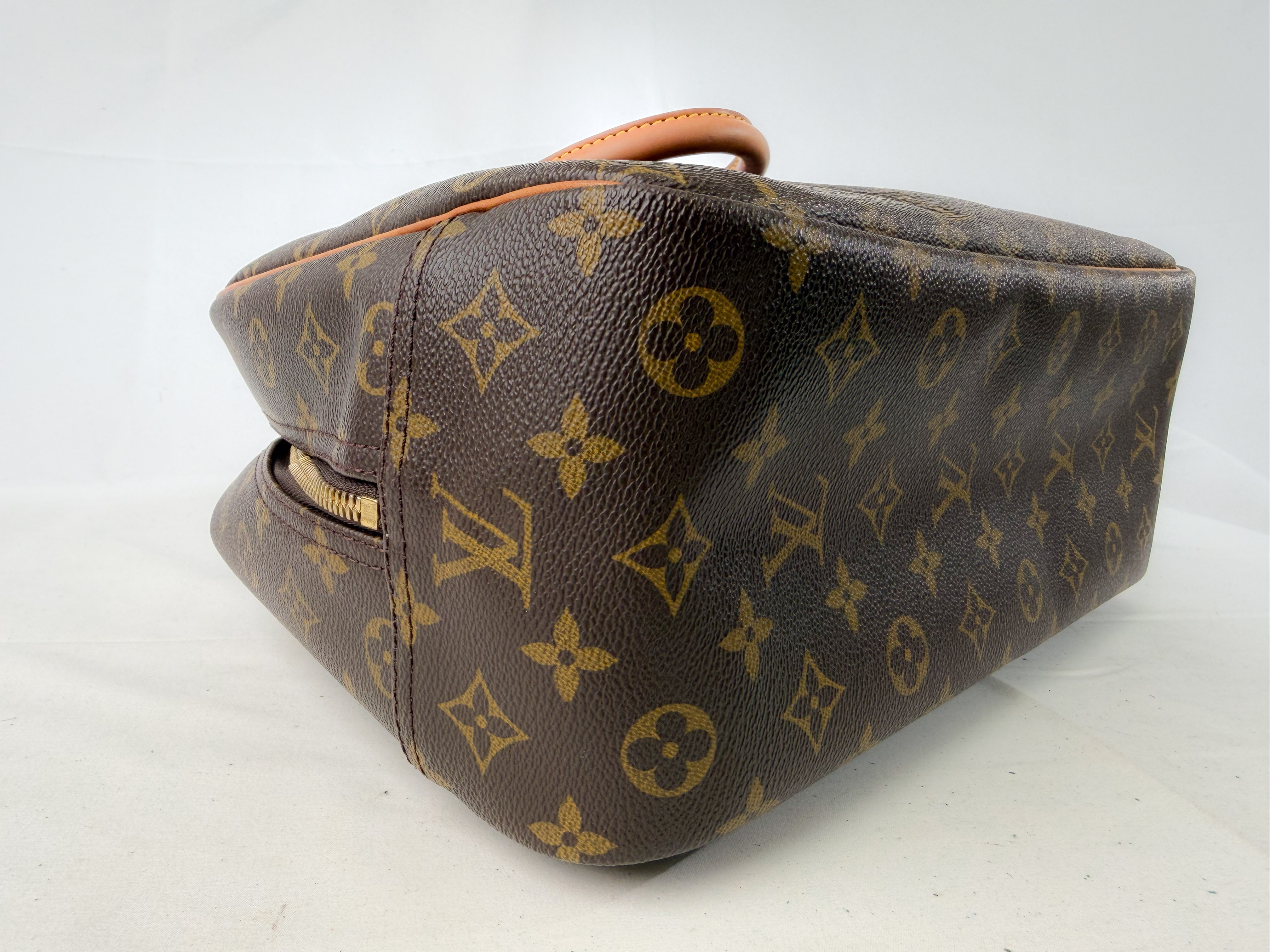 Monogram M47270 Deauville VI0090 Handbag — view 10