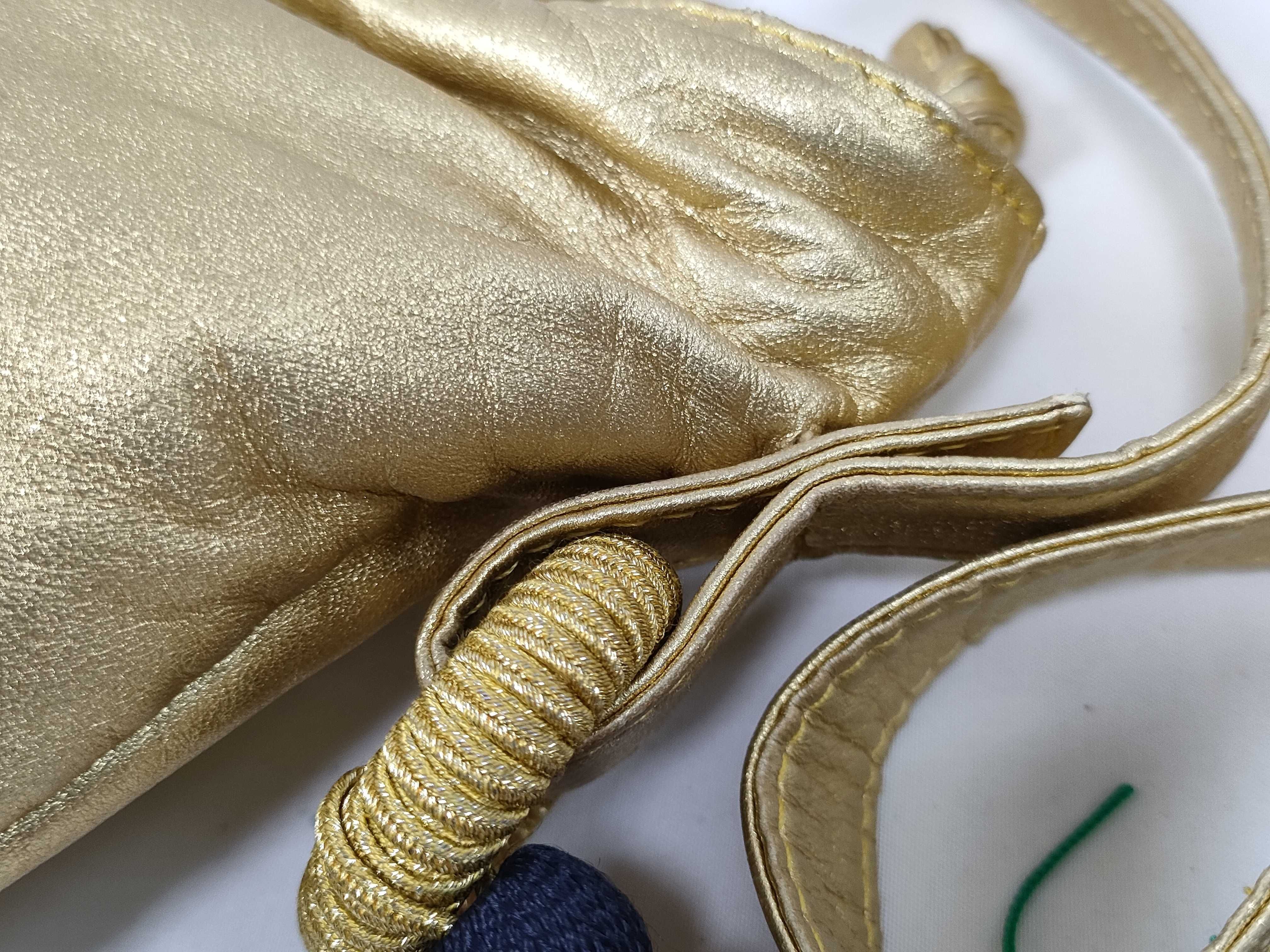 Anagram Leather Shoulder Bag Gold — view 5