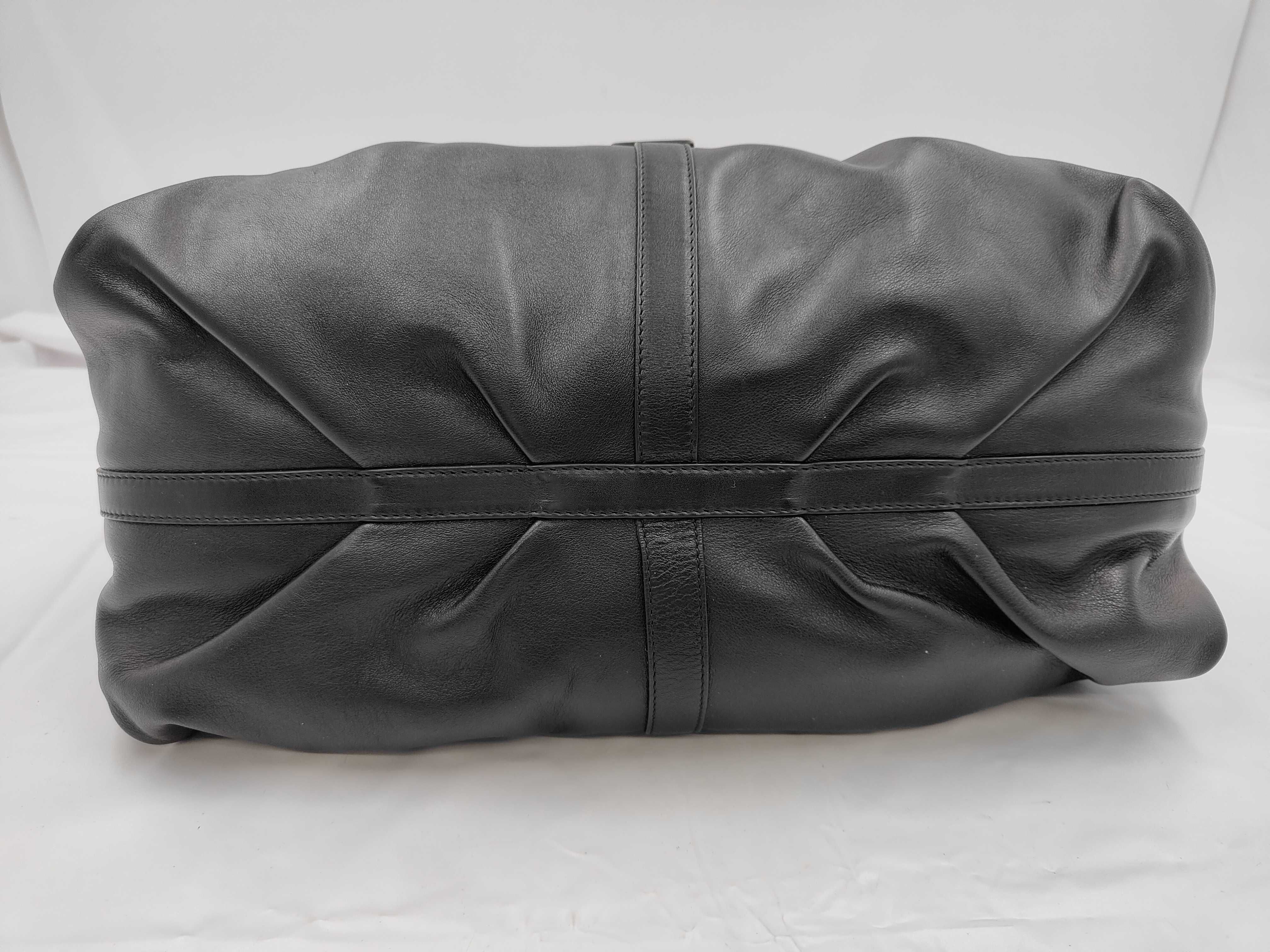 Chandra Black Leather One-Shoulder Bag Handbag — view 7