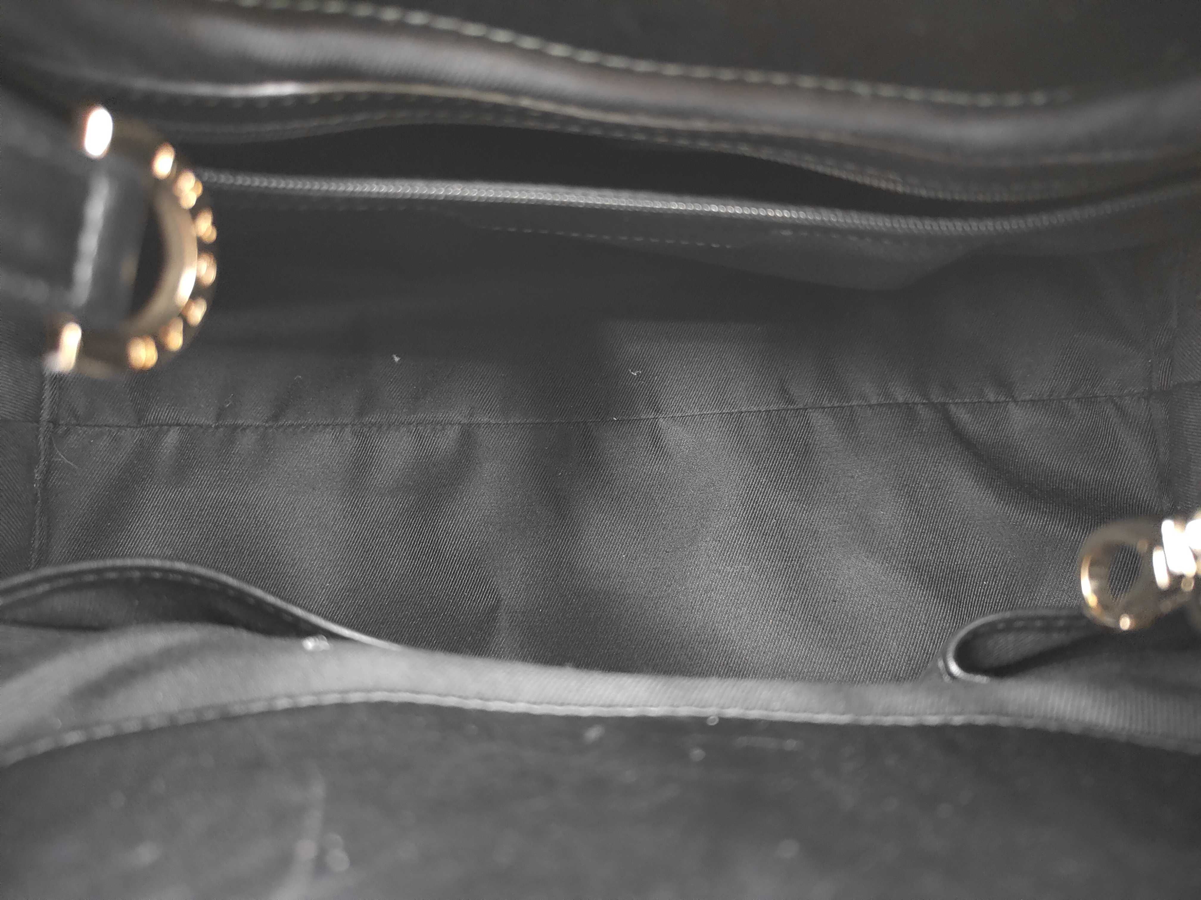 Chandra Black Leather One-Shoulder Bag Handbag — view 10