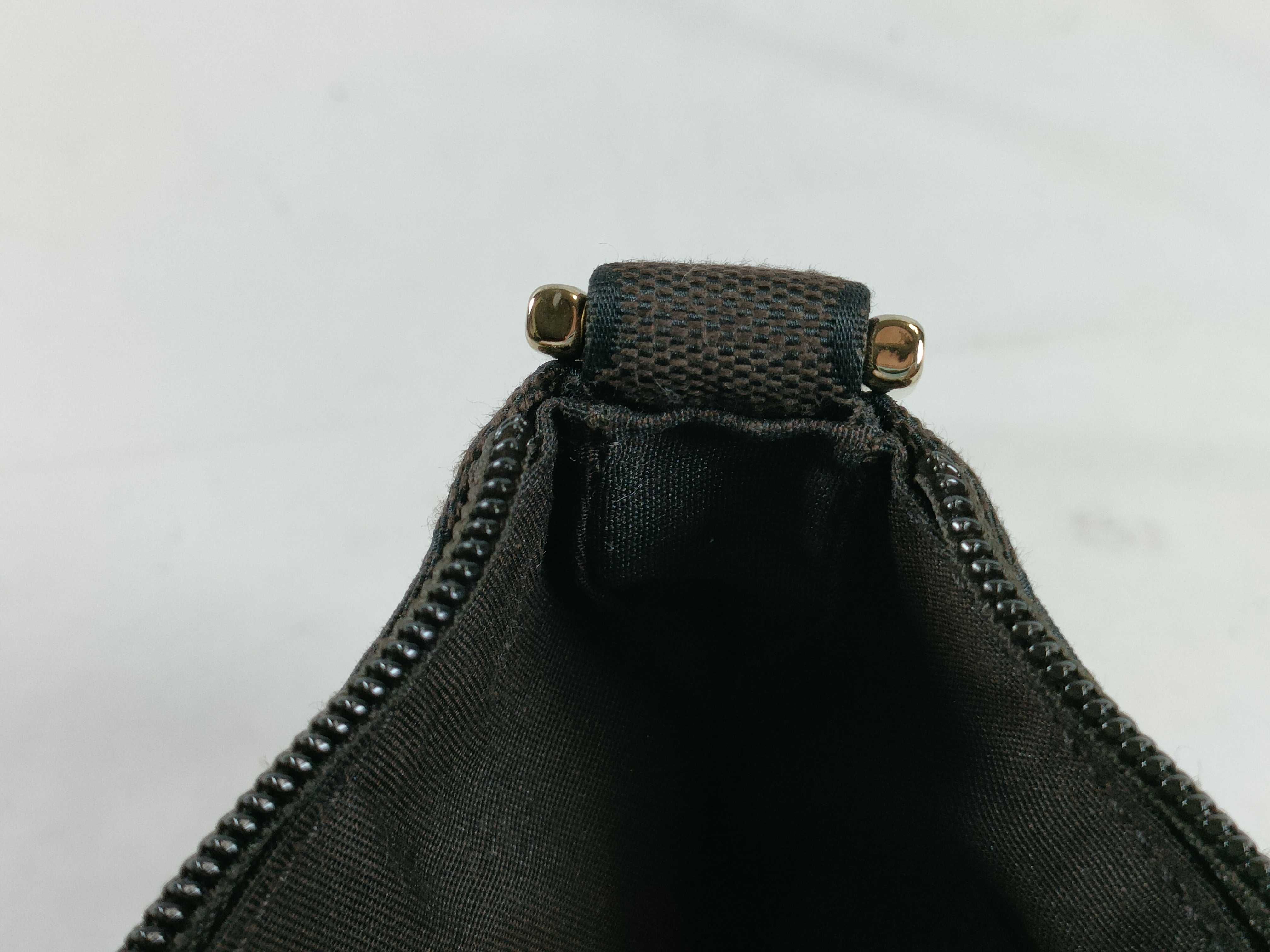 GG Canvas Chain Handbag, Dark Brown — view 13