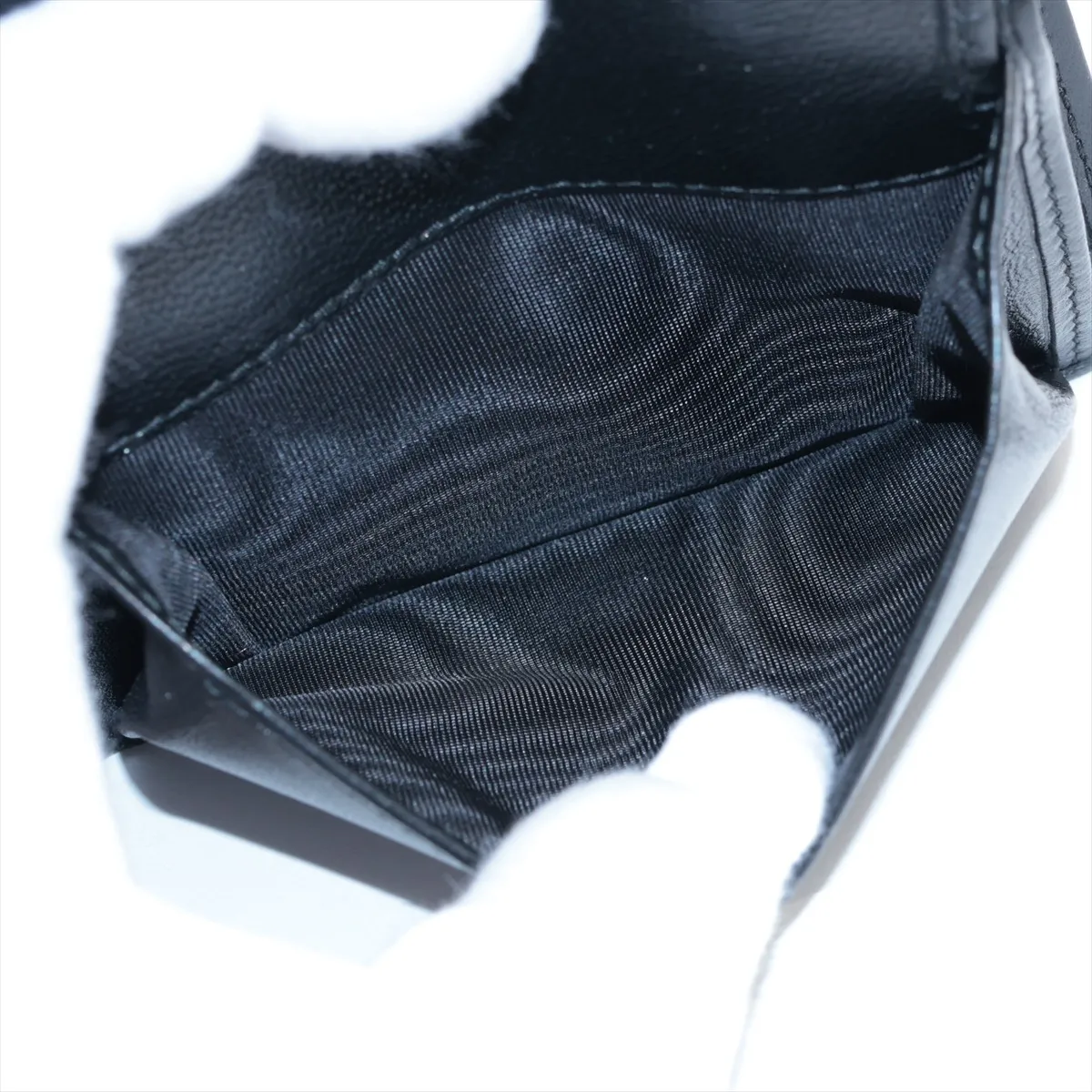 Matelasse 5MV204 Leather Compact Wallet Black — view 5