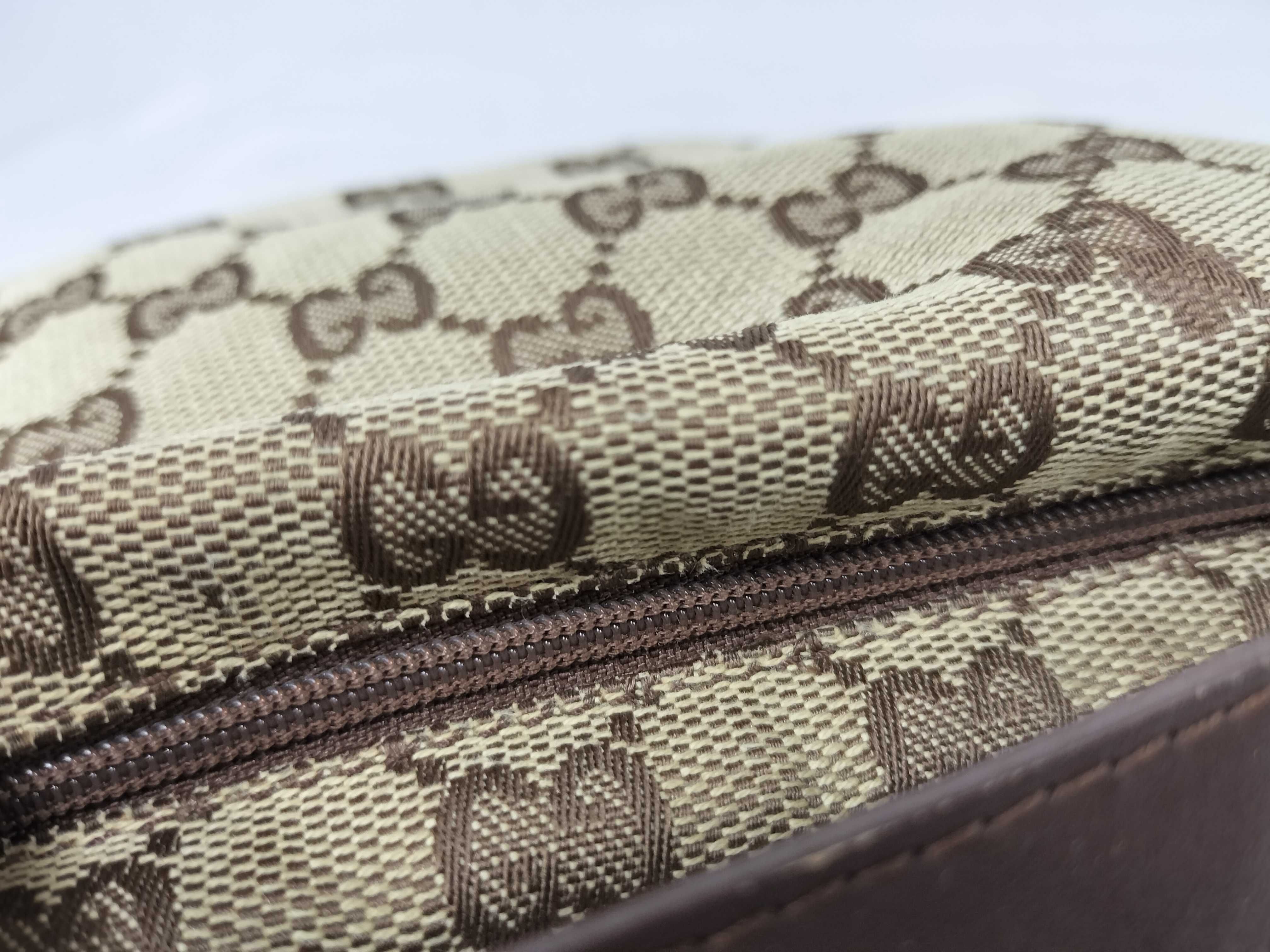 GG Canvas Handbag, Gucci Handbag with GG Pattern Canvas — view 6