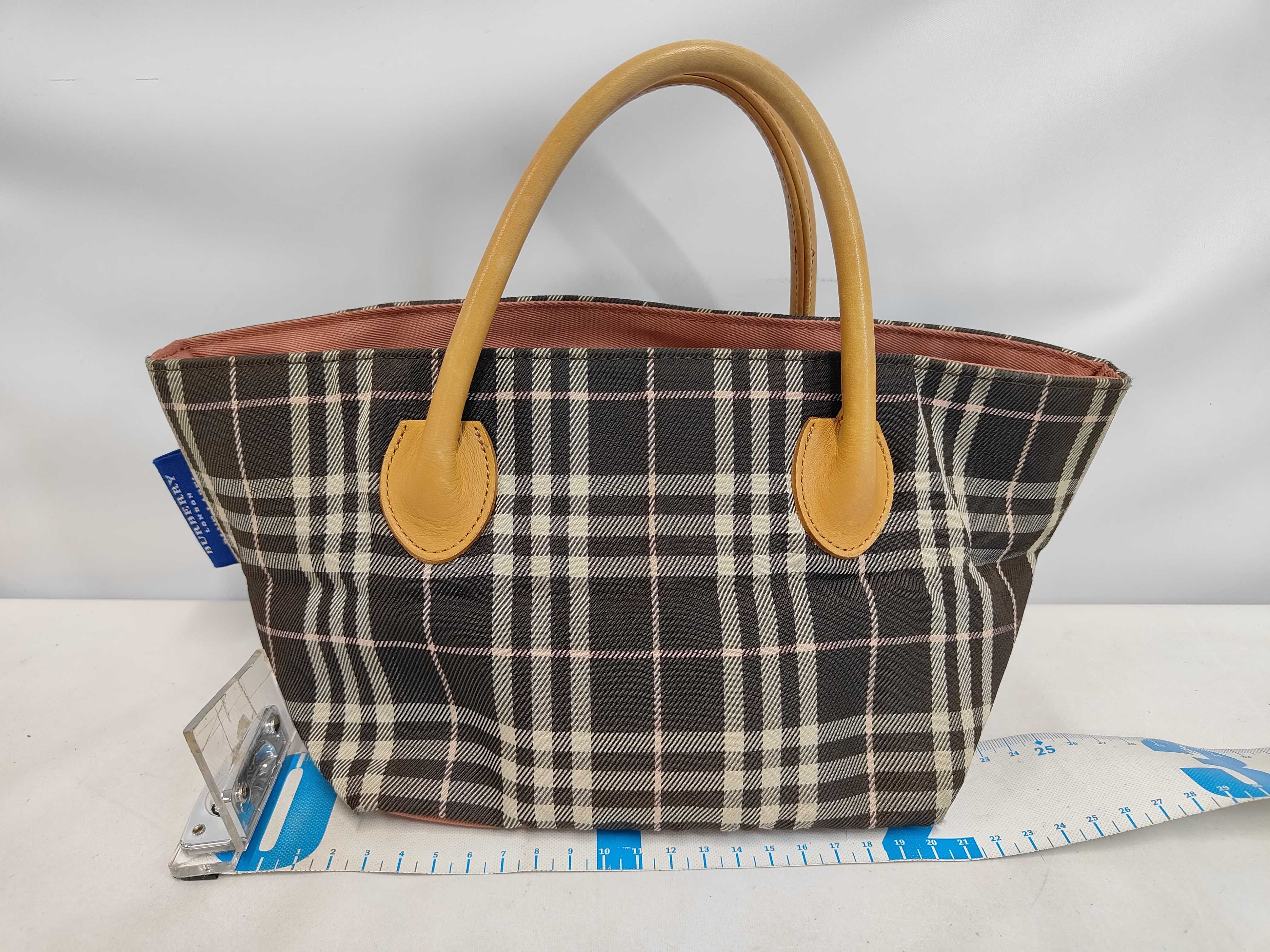 Nova Check Pattern Nylon Tote Bag Handbag — view 2