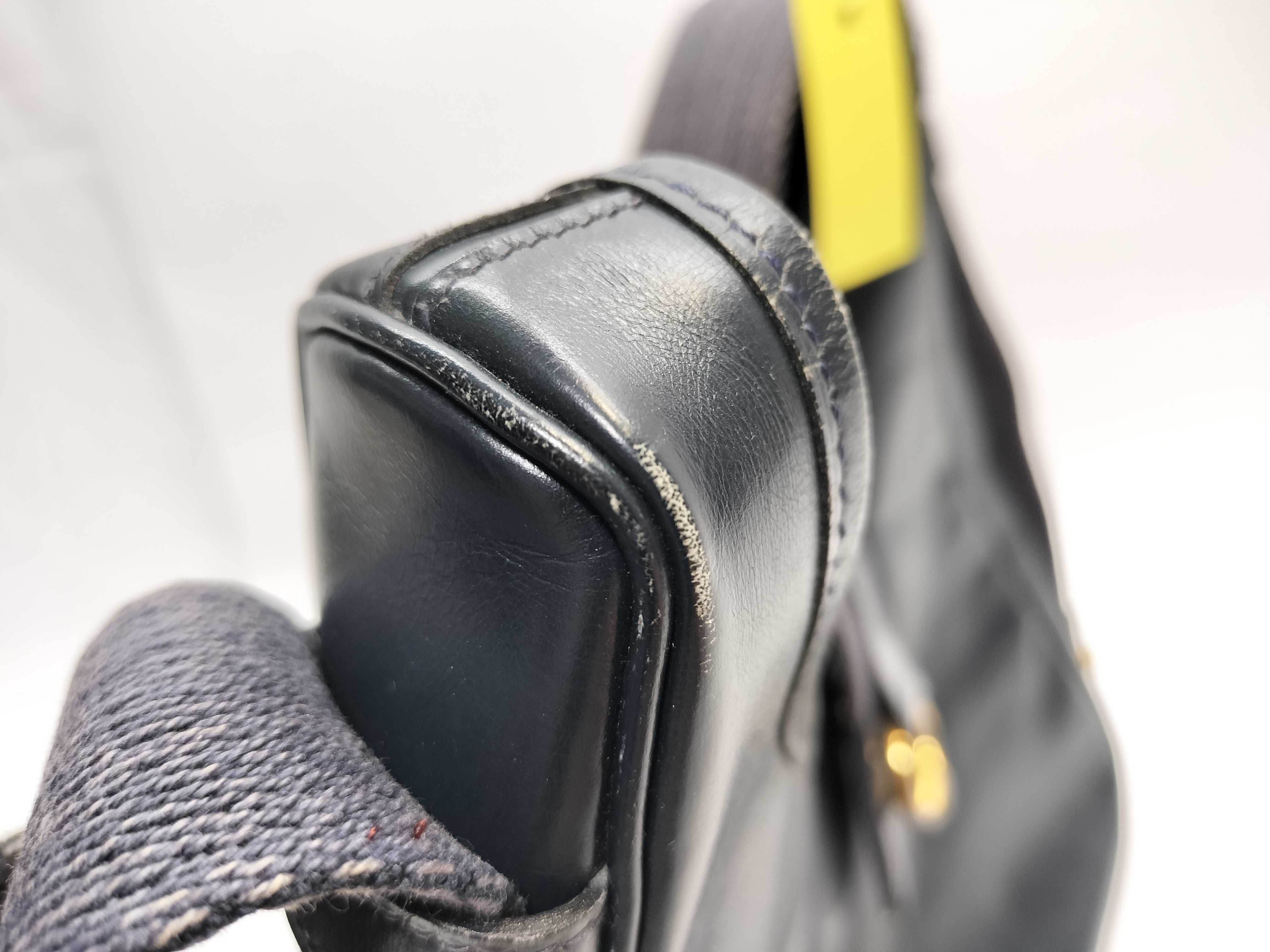 Saco Shoulder Bag Box Calf Shoulder Bag — view 14