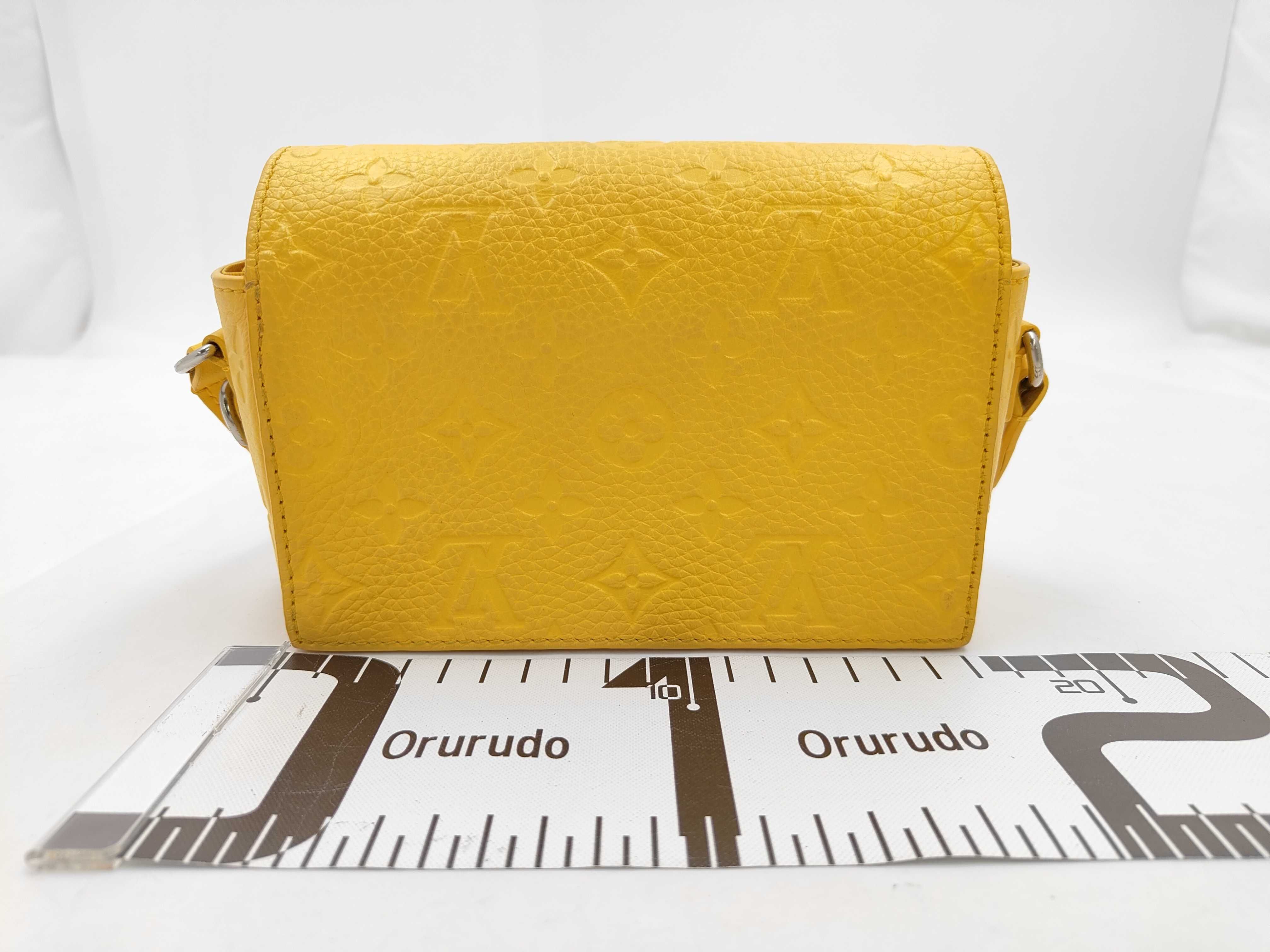 Steamer Wearable Wallet Jaune Matte Shoulder Bag — view 2
