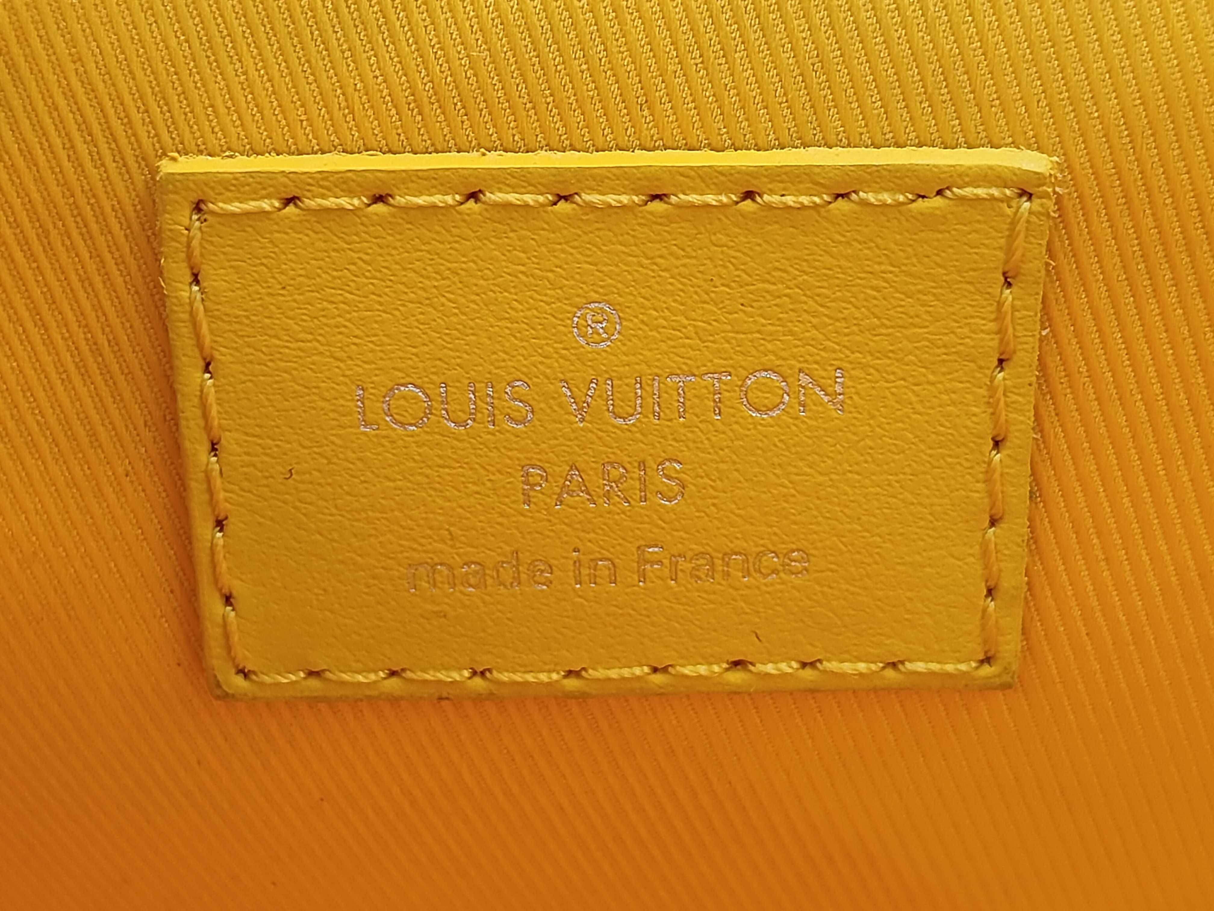 Steamer Wearable Wallet Jaune Matte Shoulder Bag — view 8