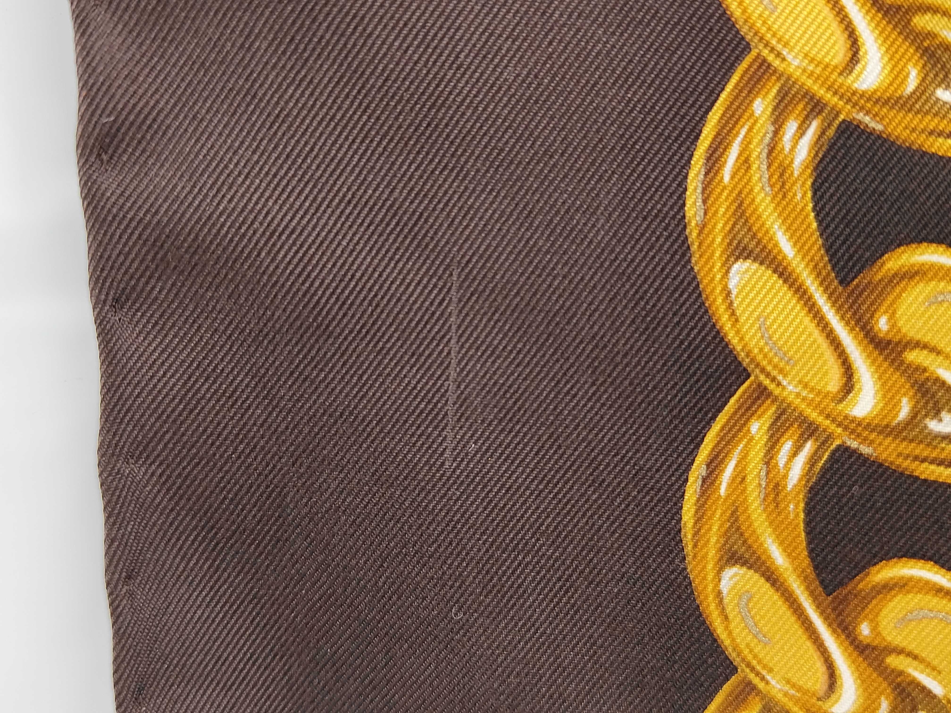 scarf with gold chain, other accessories — view 3