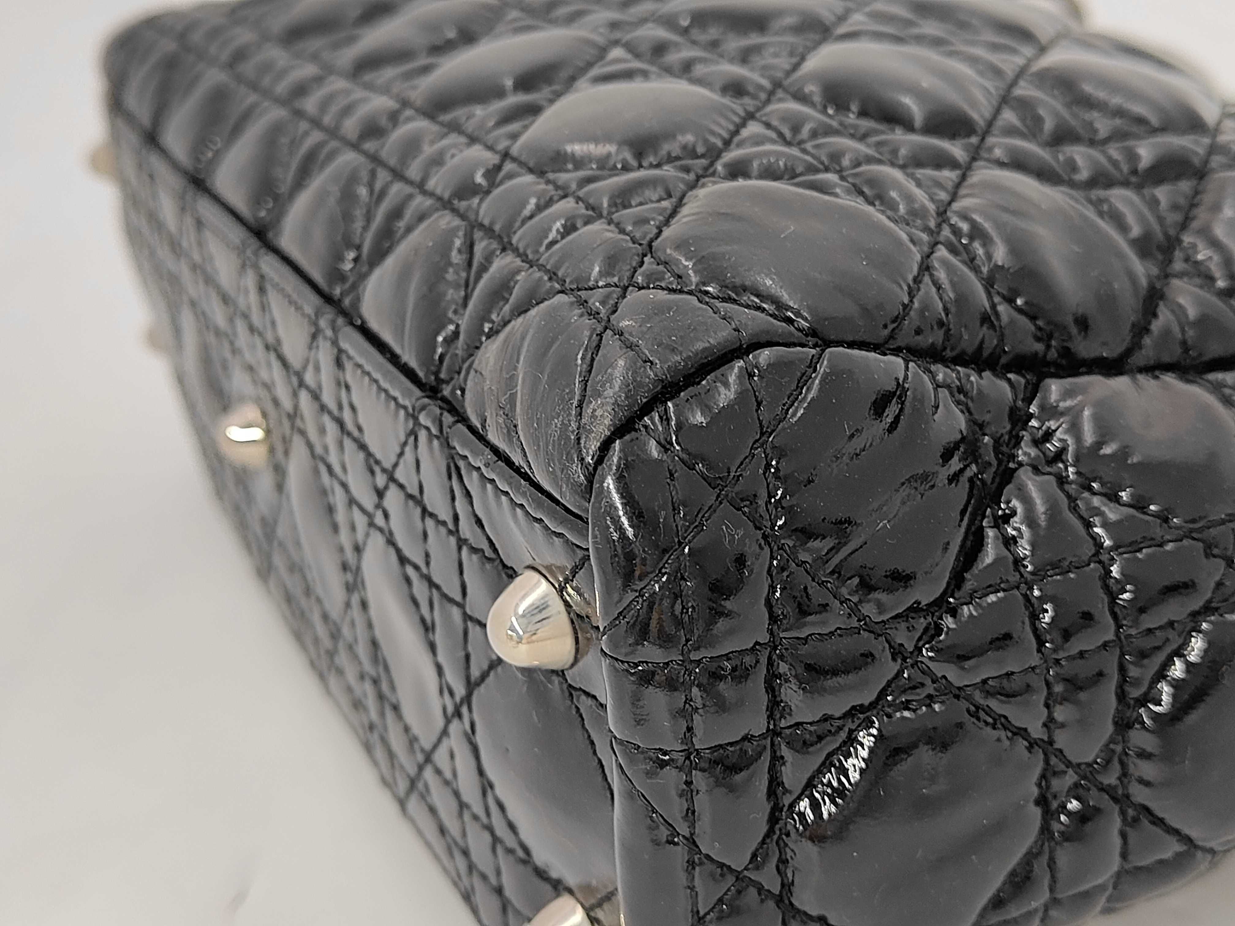 handbag — view 4