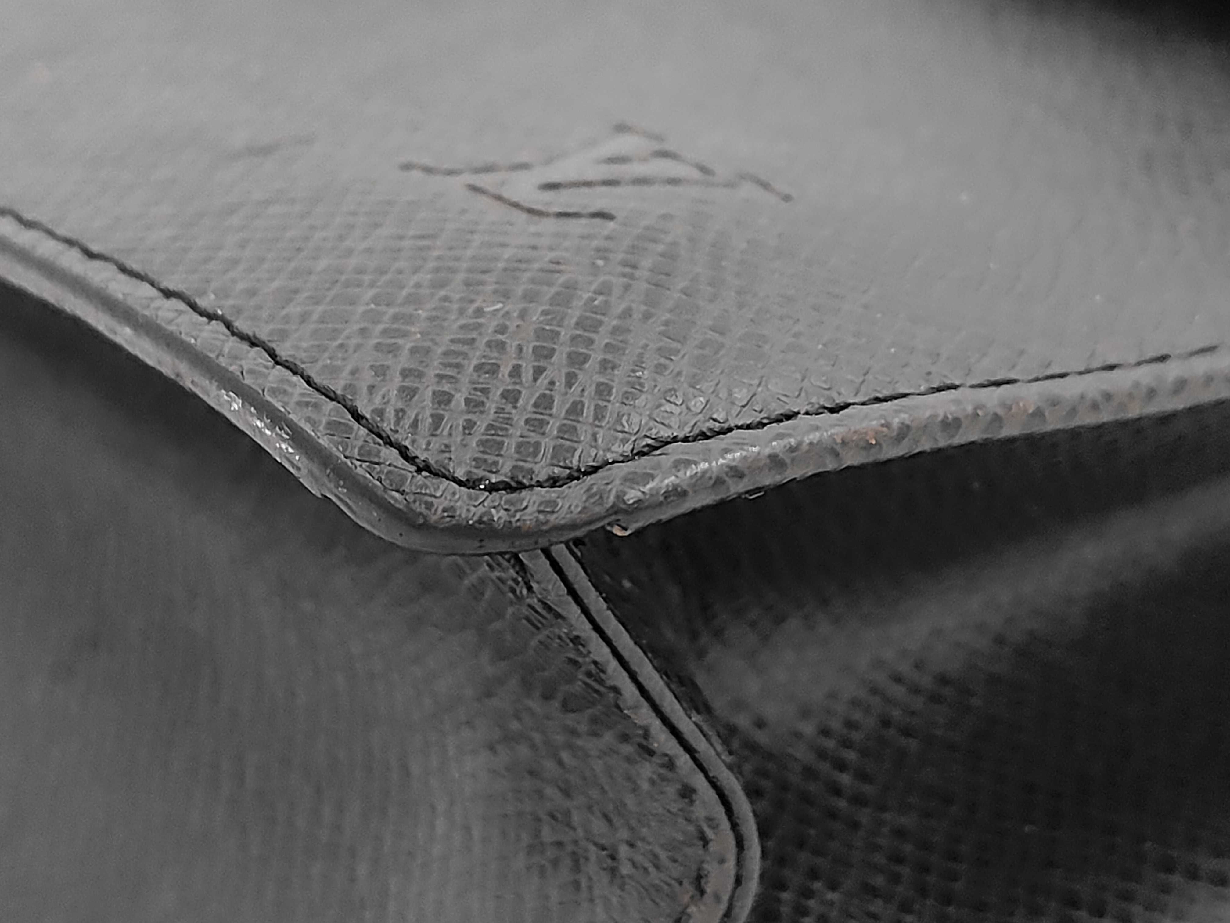 LV M30782 Taiga Selenga Bag — view 4