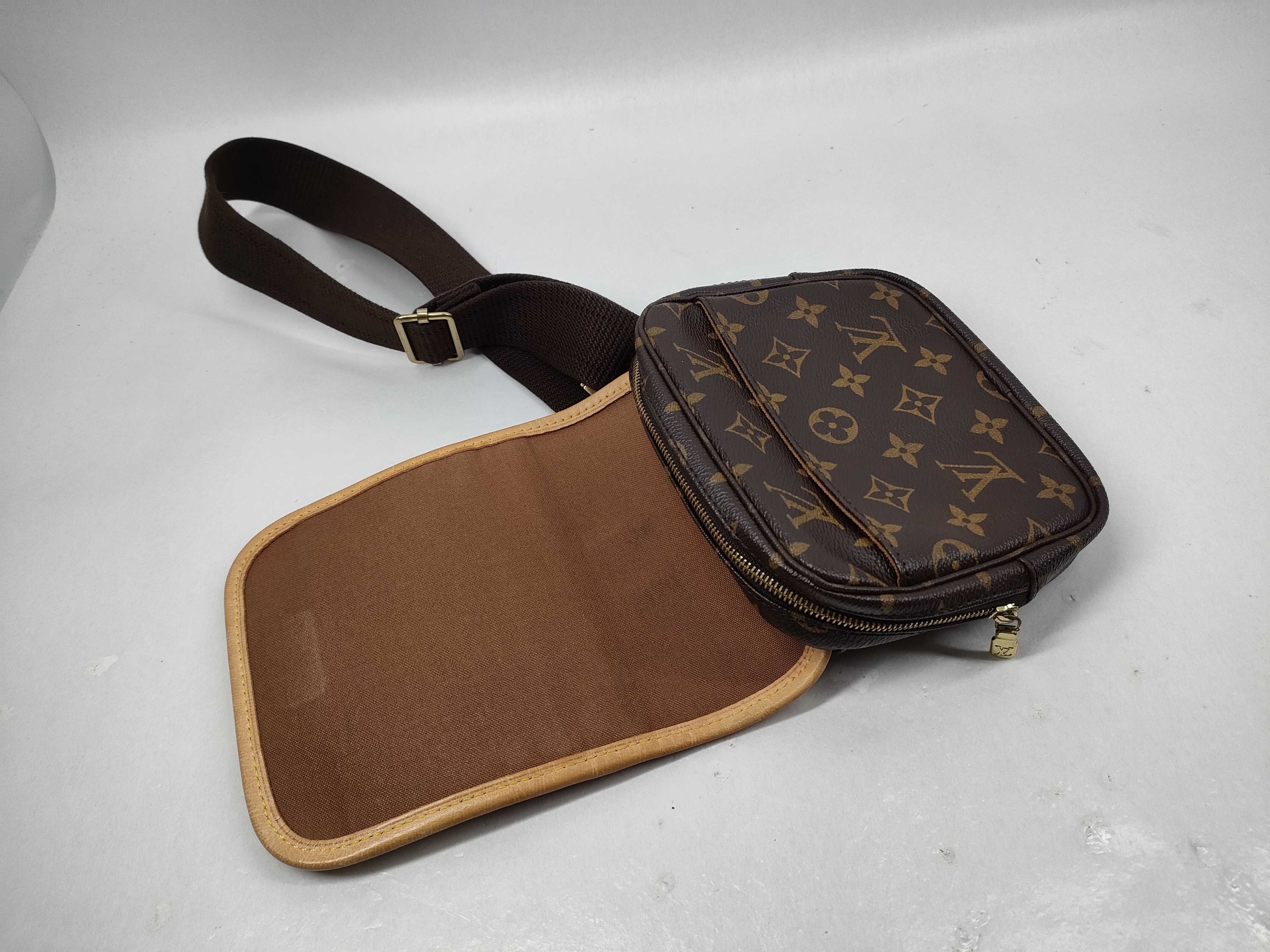 Monogram M40108 Bumbag Bosphore Shoulder Bag — view 9