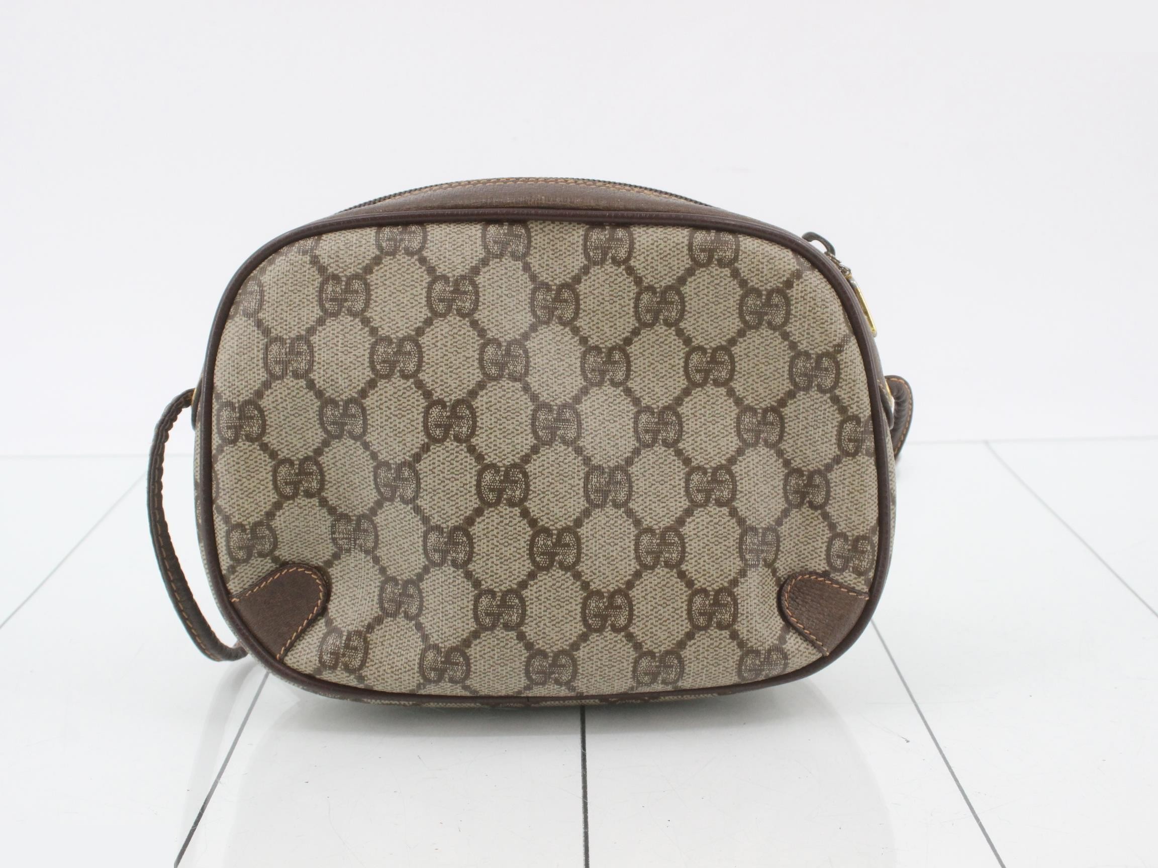 GG Supreme Shoulder Bag — view 2