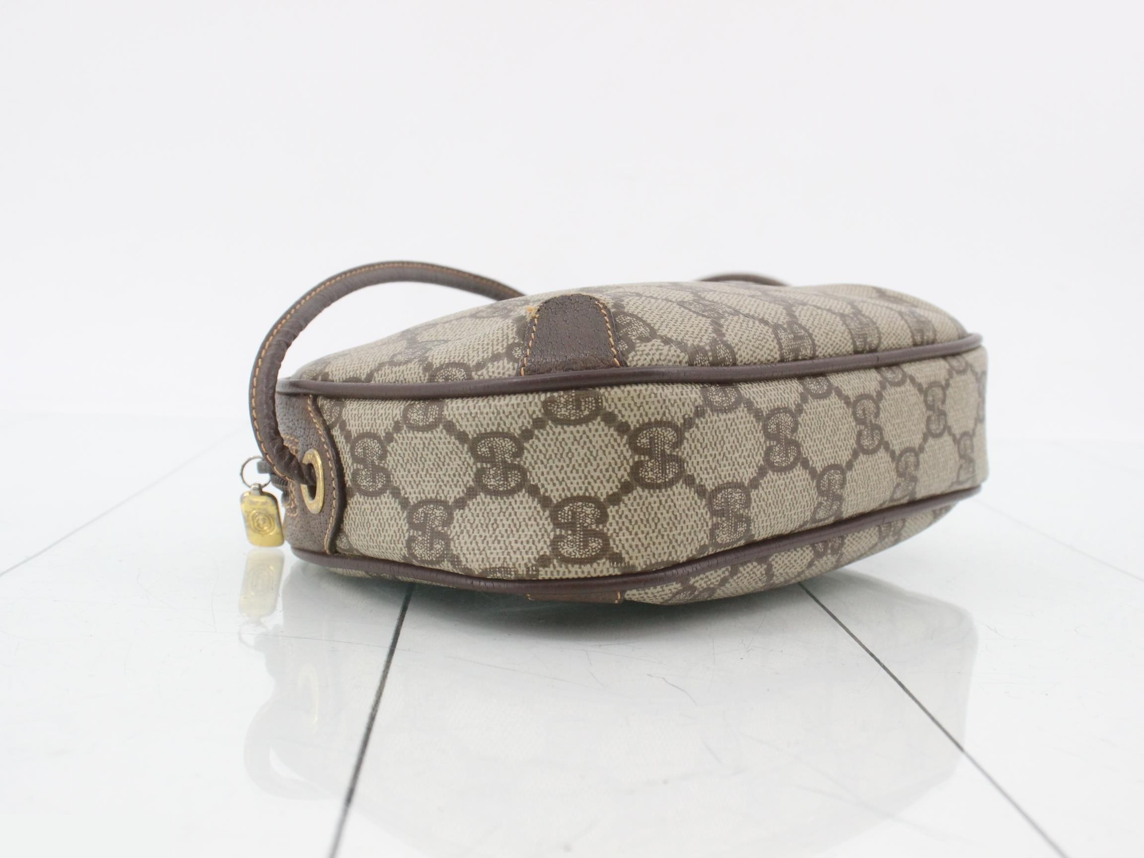 GG Supreme Shoulder Bag — view 5