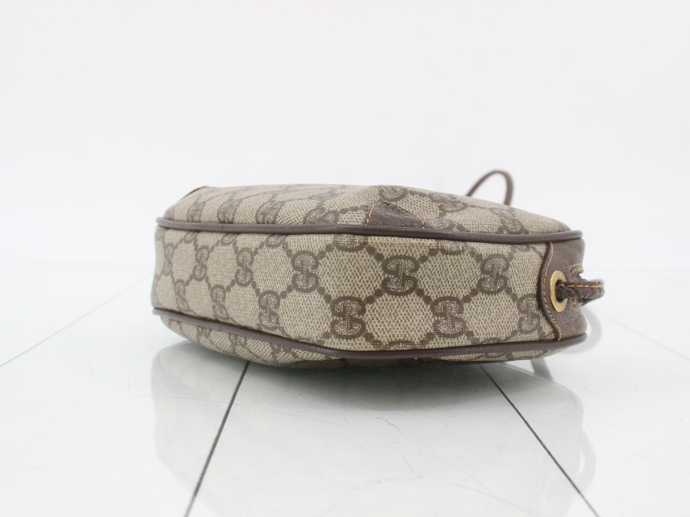 GG Supreme Shoulder Bag — view 6