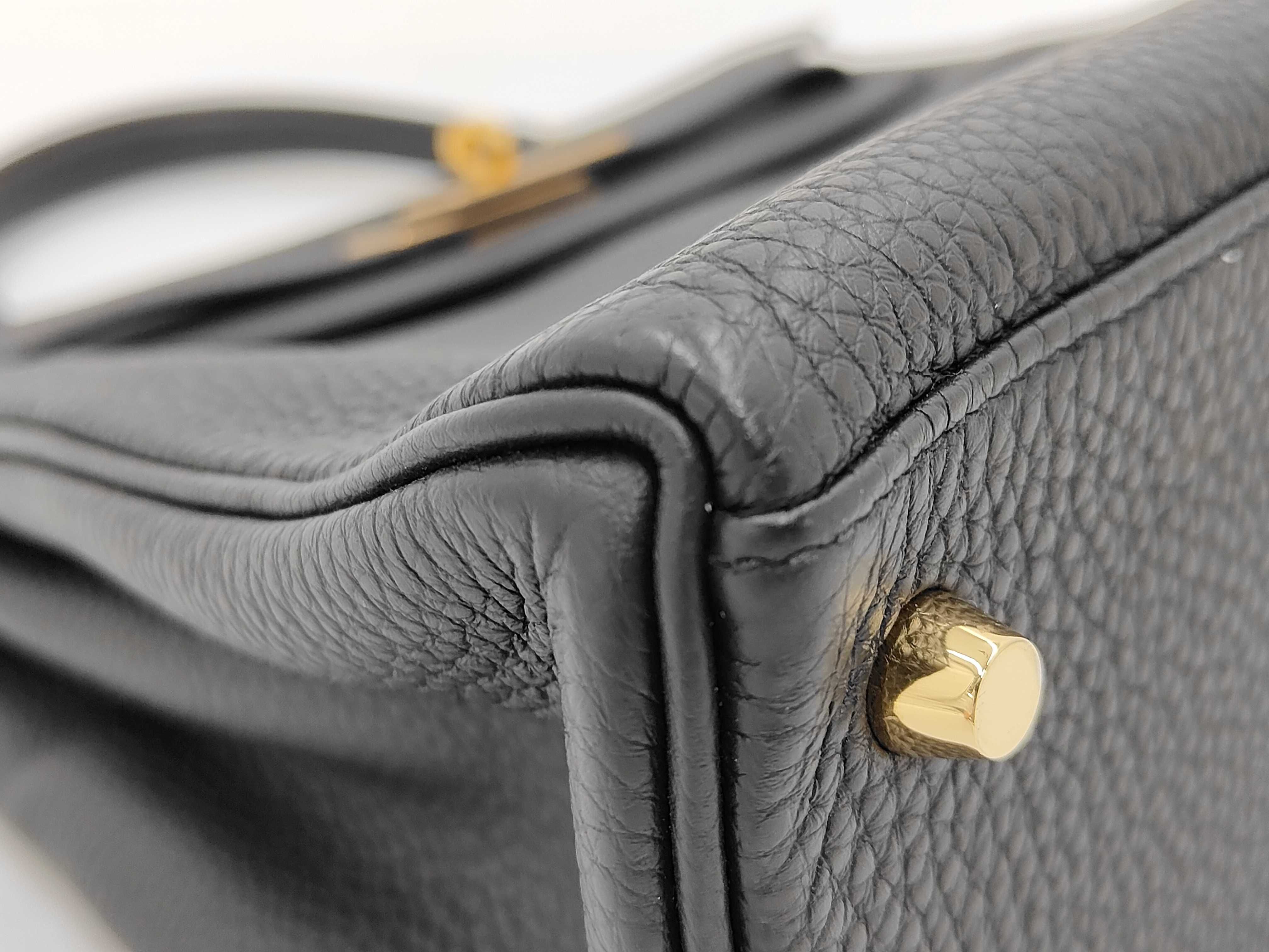 Kelly 28 Togo Black with Gold Hardware, C Stamp Shoulder Bag — view 7