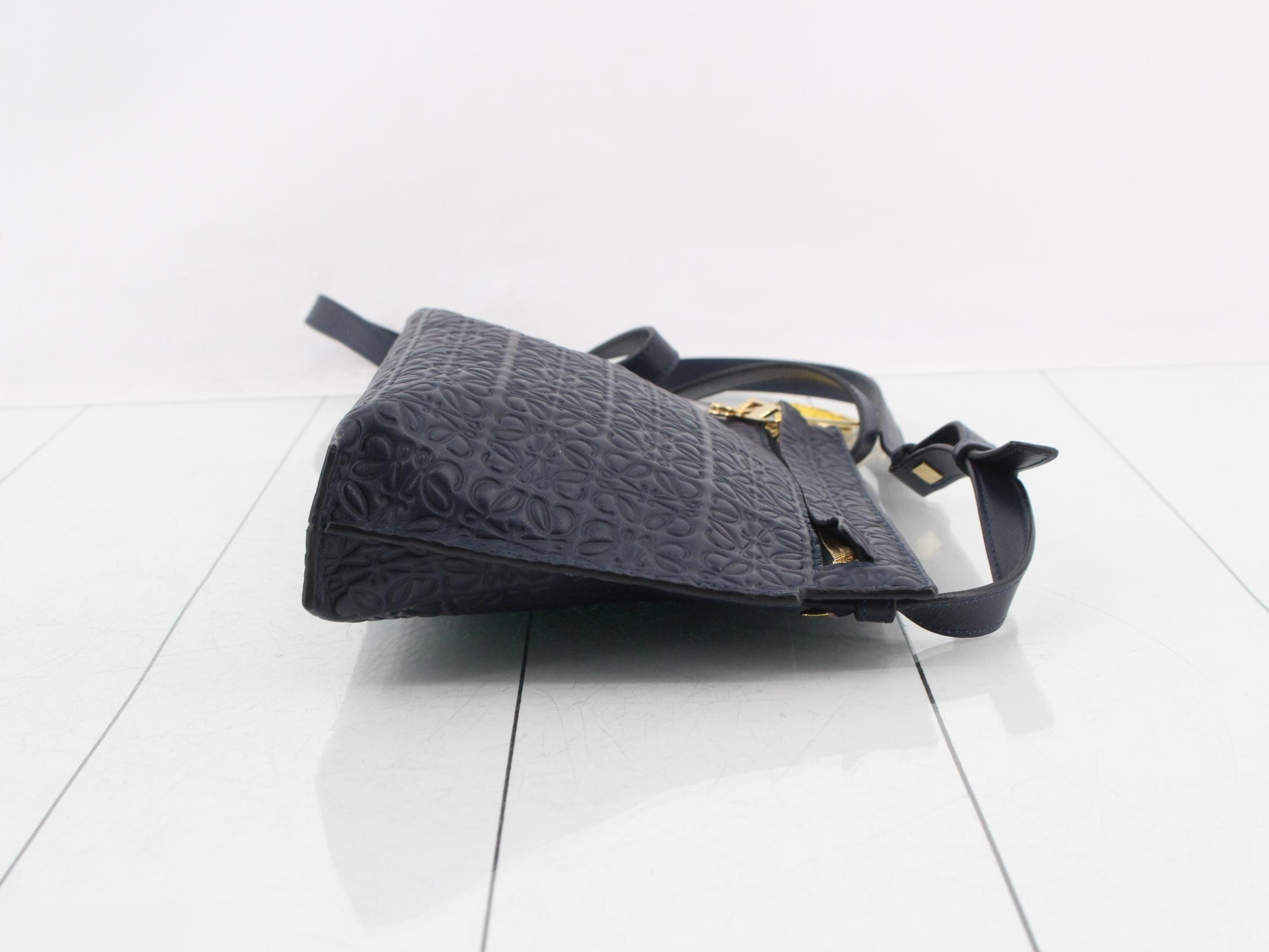 Shoulder bag, Repeat Anagram, Mechanopin — view 3