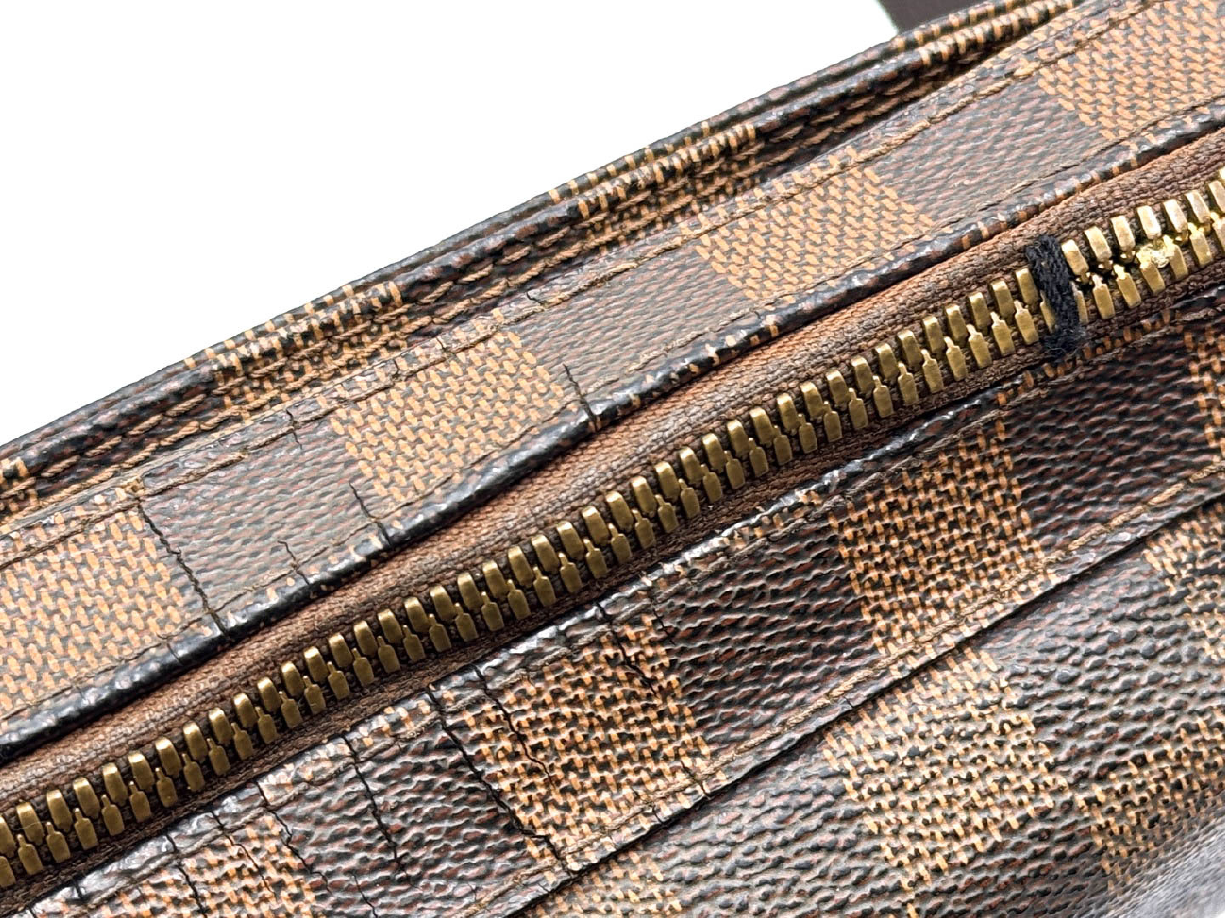 N51994 Damier Geronimos Body Bag — view 11