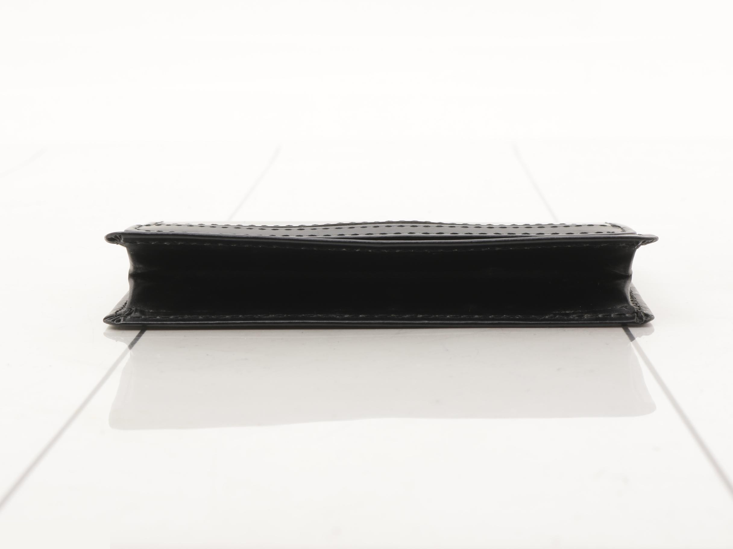 Other items: Bags, notebook covers, card cases, etc. — view 3