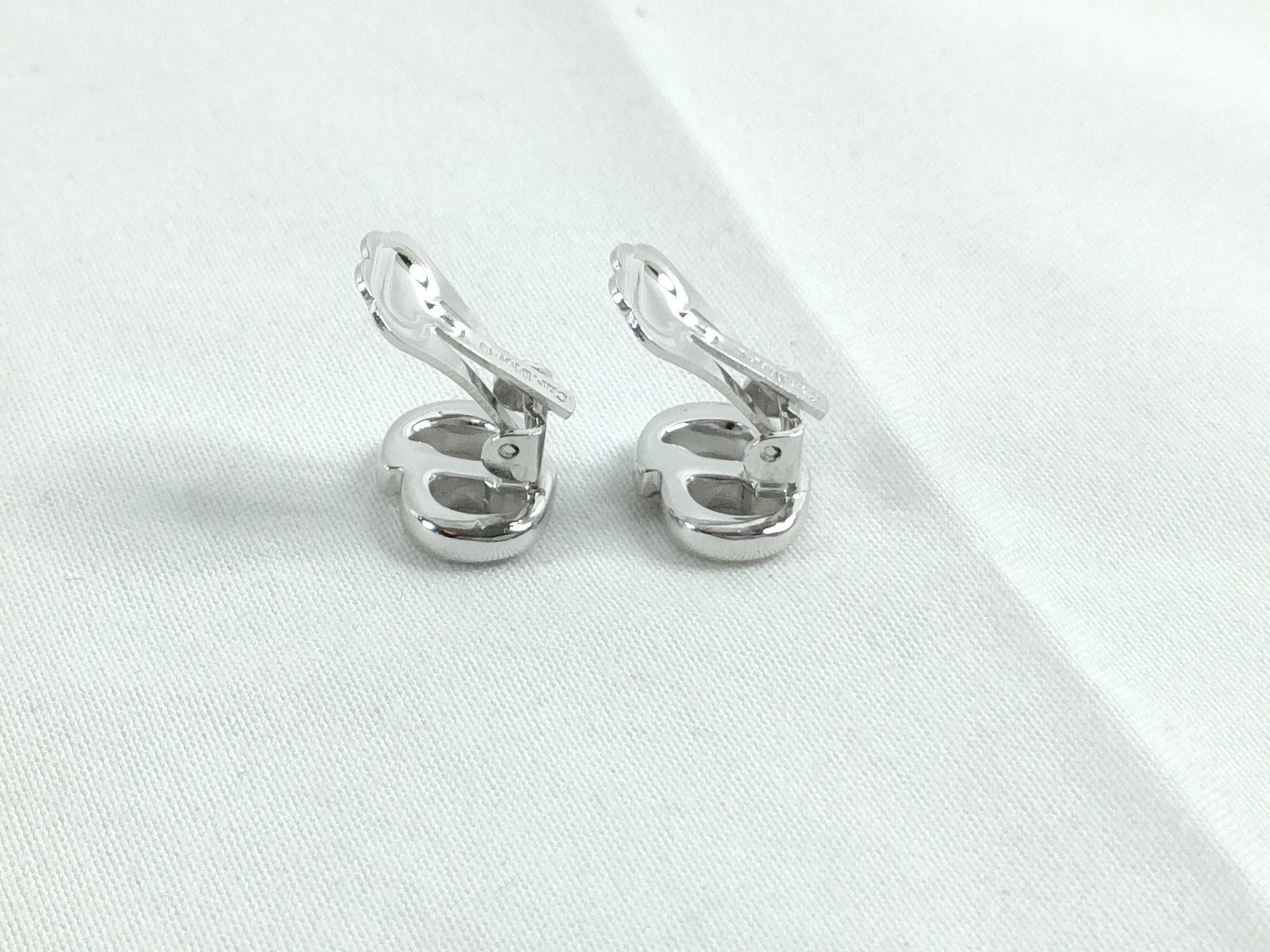 earrings — view 3