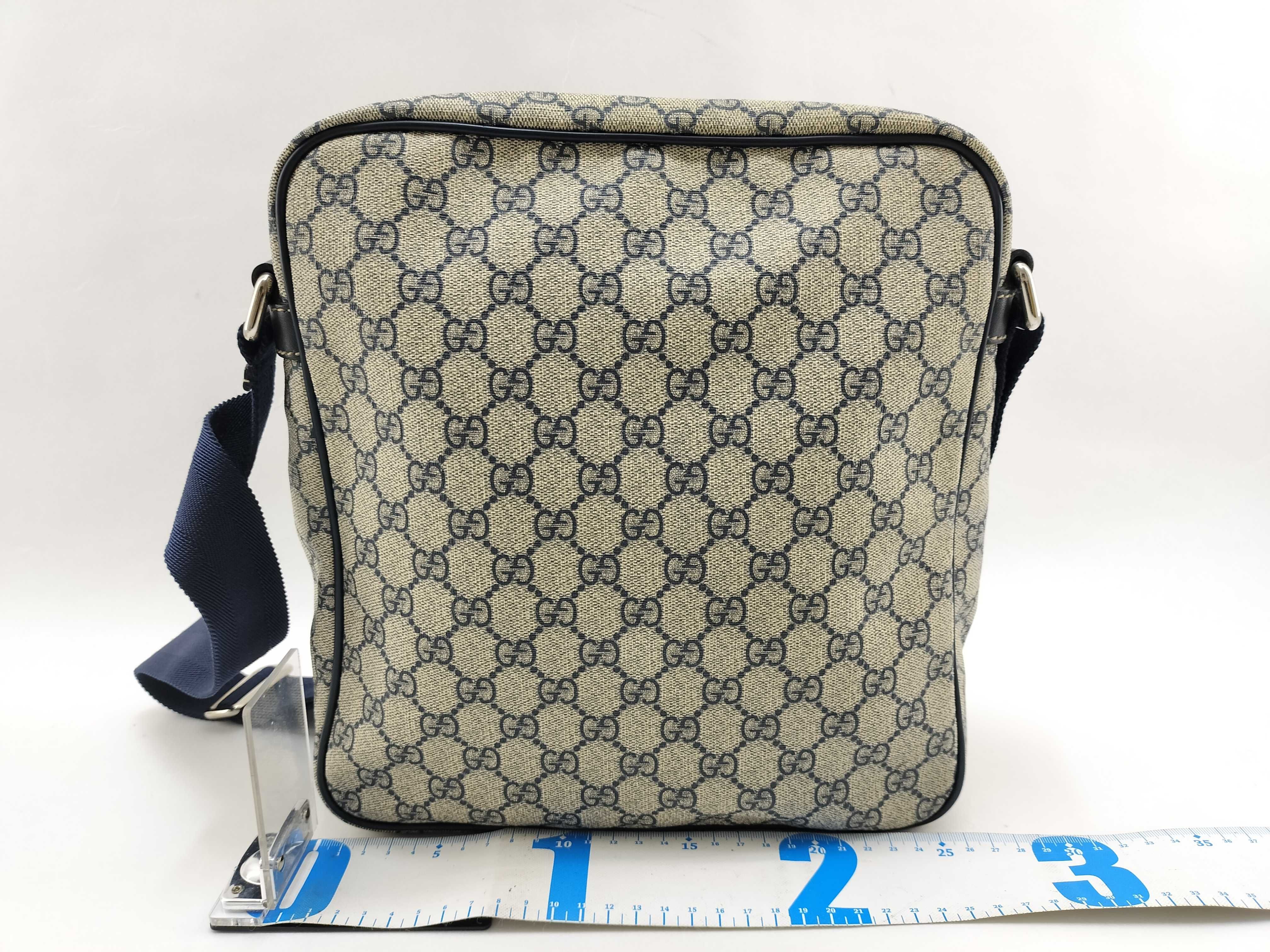 GG Supreme Messenger Crossbody Bag (Shoulder Bag) — view 2