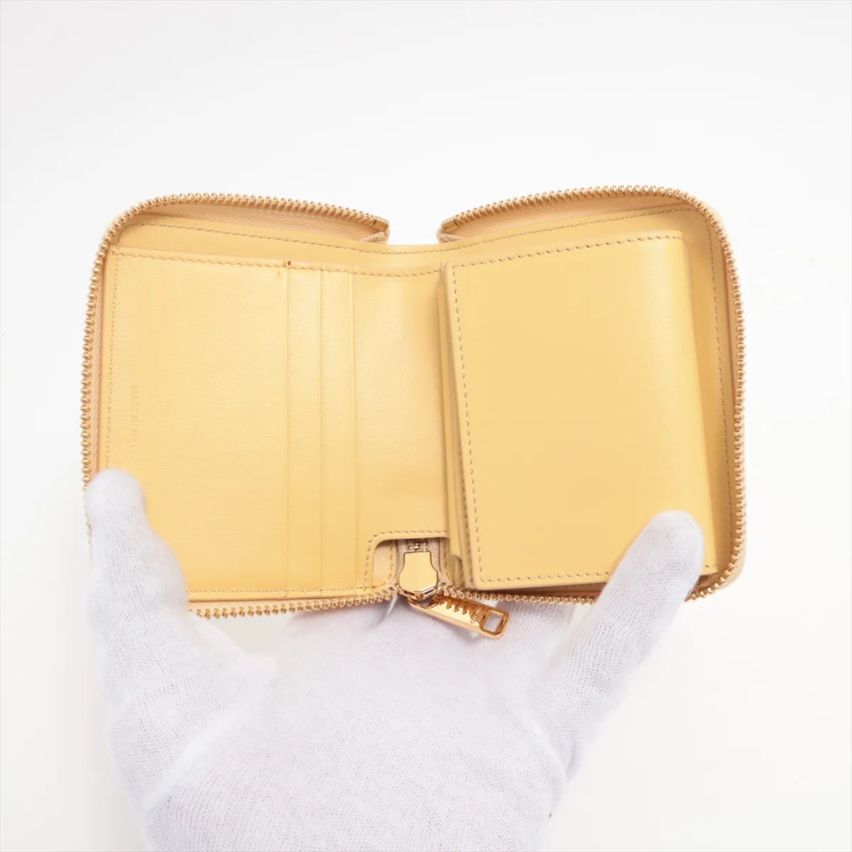 Small Zip Wallet Essential Leather Compact Wallet Yellow — view 3