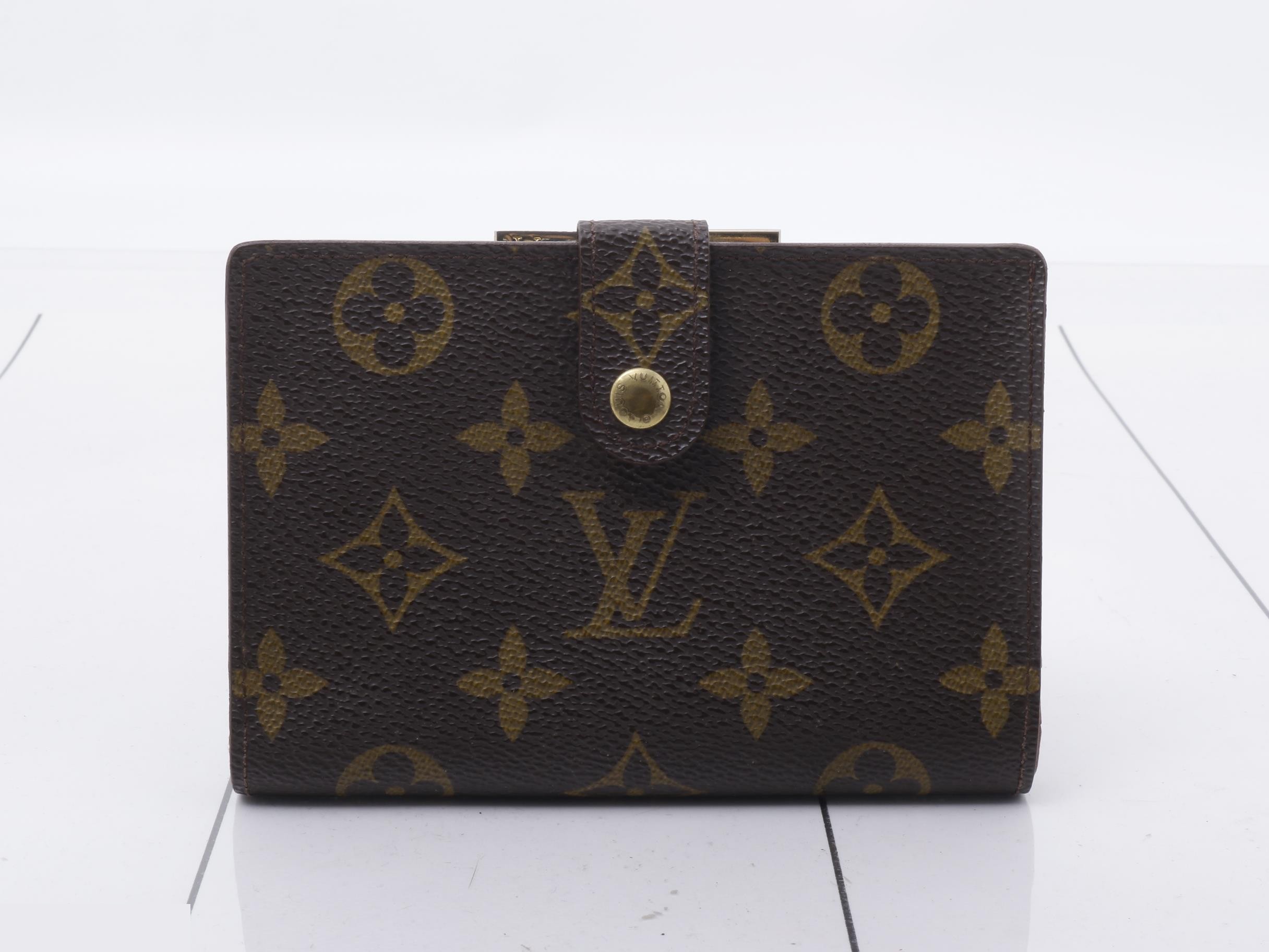 Monogram Portemonnaie Viennois Bi-fold Wallet