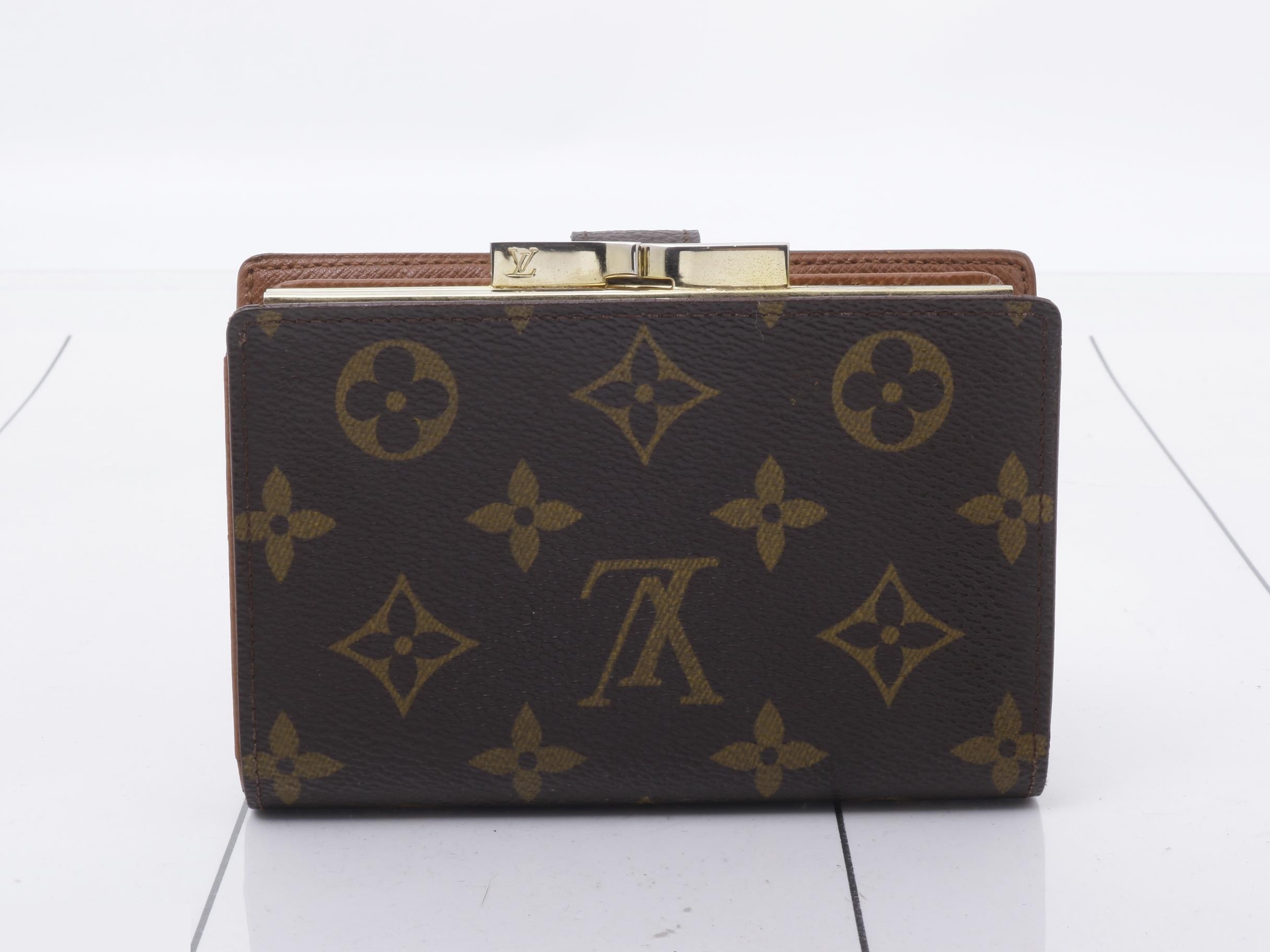 Monogram Portemonnaie Viennois Bi-fold Wallet — view 2