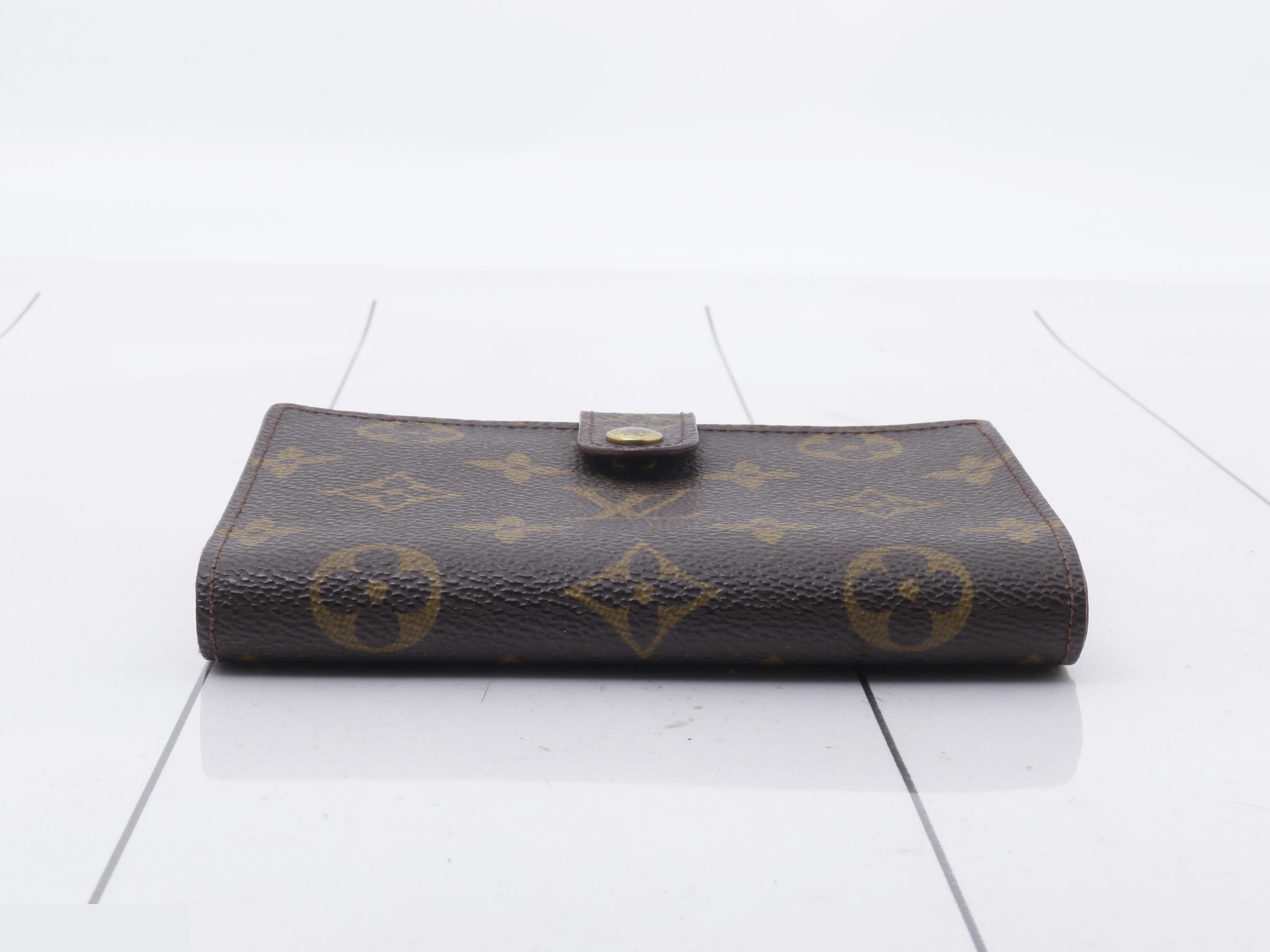 Monogram Portemonnaie Viennois Bi-fold Wallet — view 3
