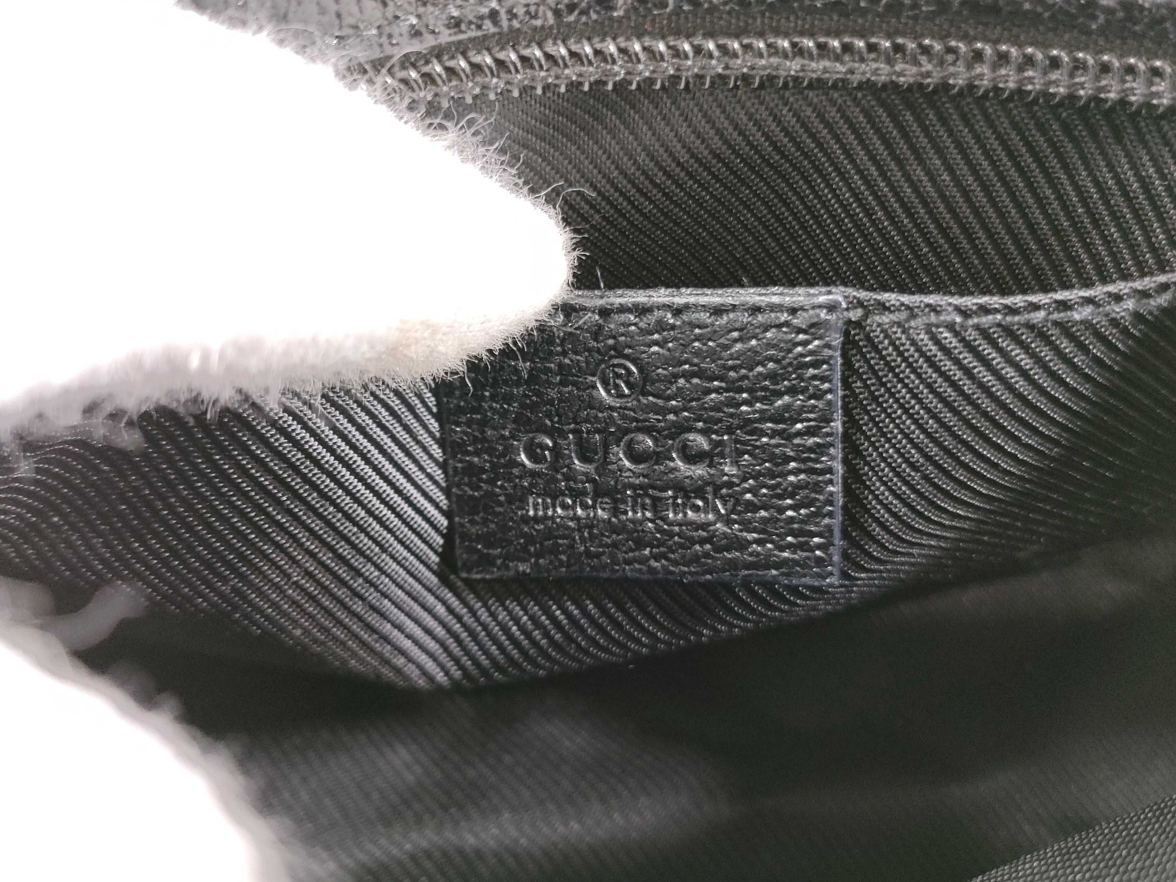 GG Canvas Shoulder Bag — view 12