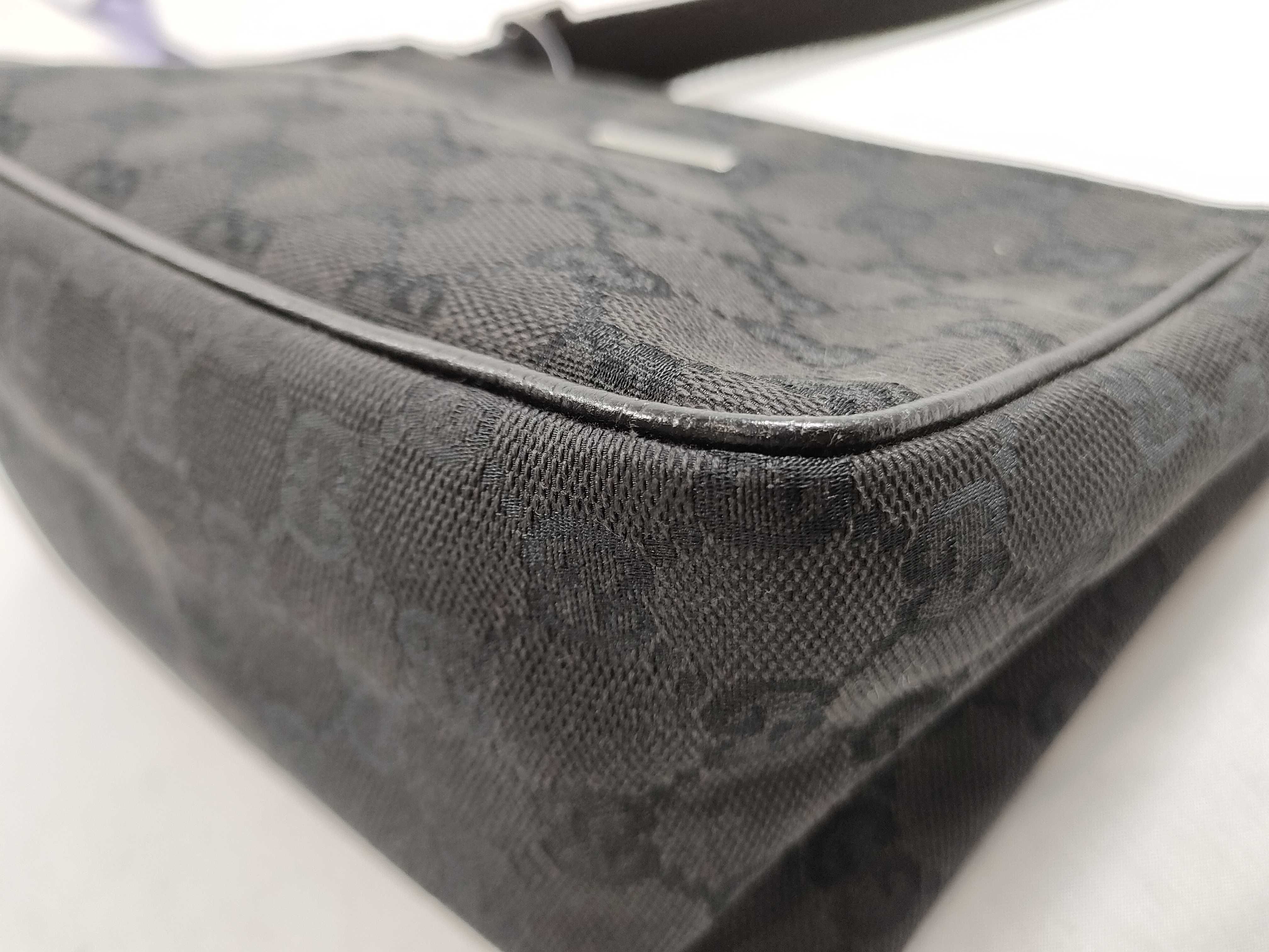 GG Canvas Shoulder Bag — view 6