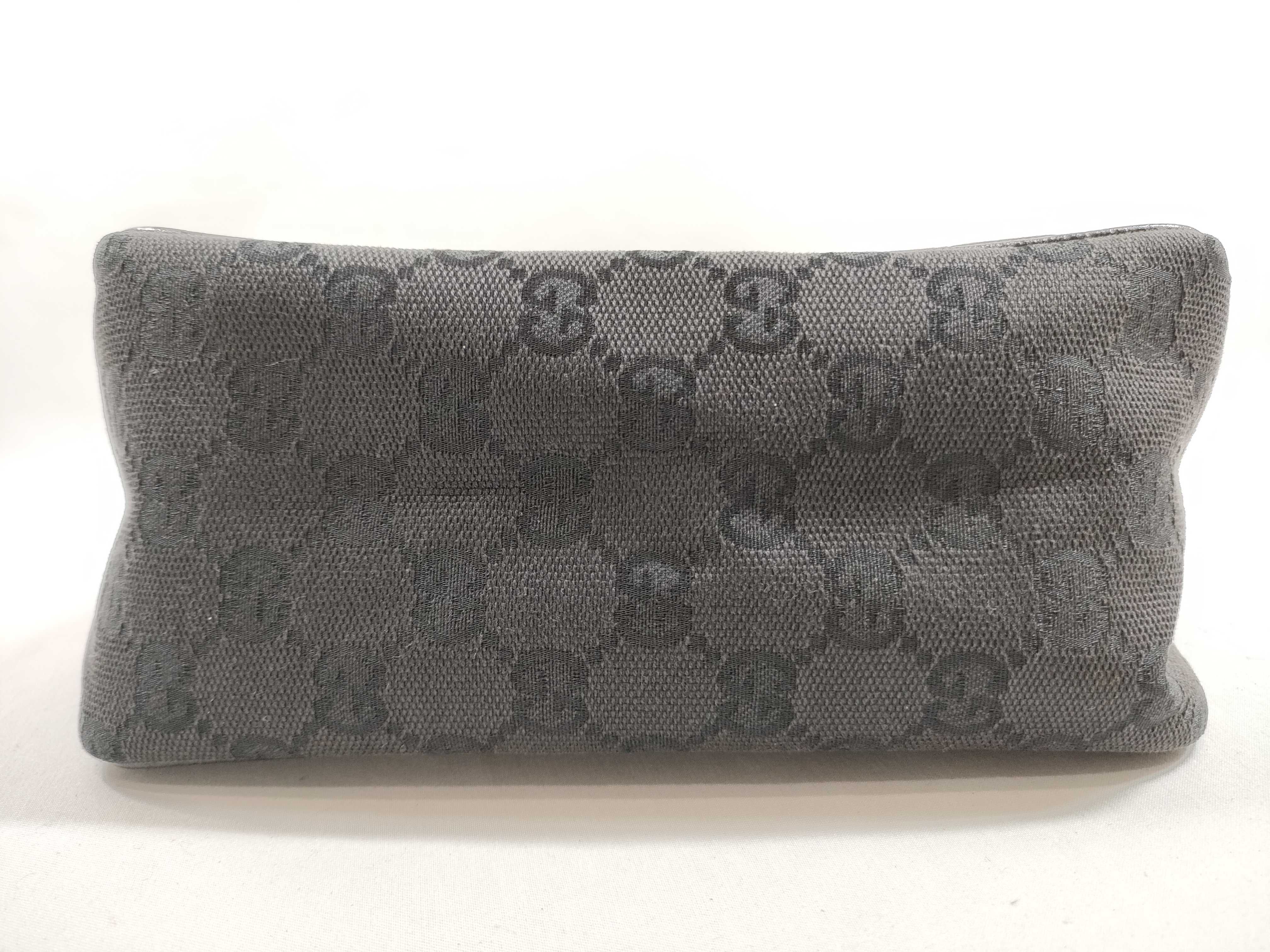 GG Canvas Shoulder Bag — view 7