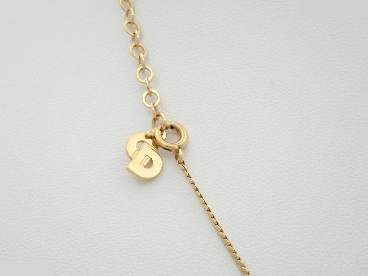 Other line: Precious metal necklaces and pendants, neck circumference approximately 46 cm. — view 2