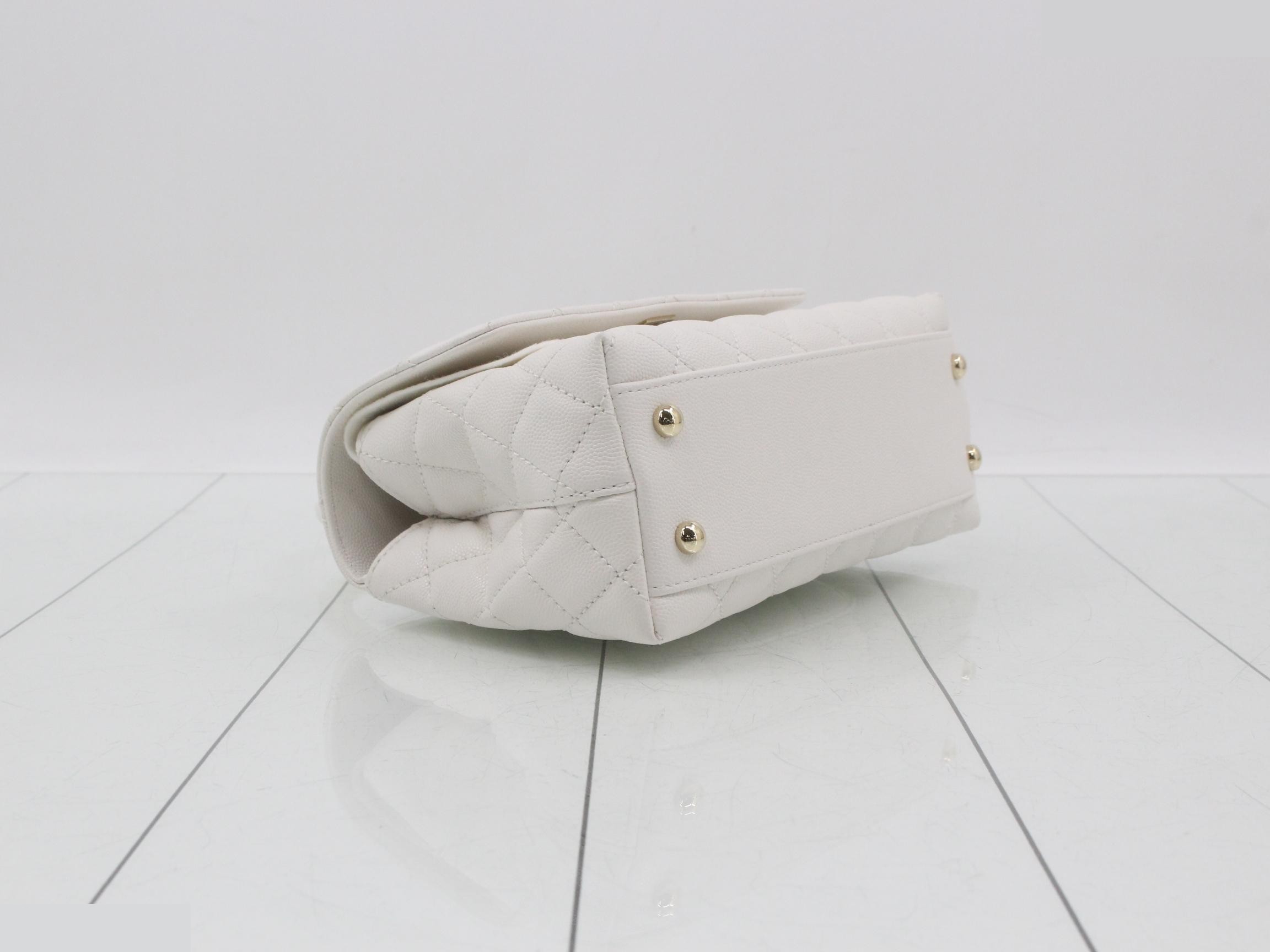 Small top-handle flap bag / Matelassé / Coco Handle XS — view 5