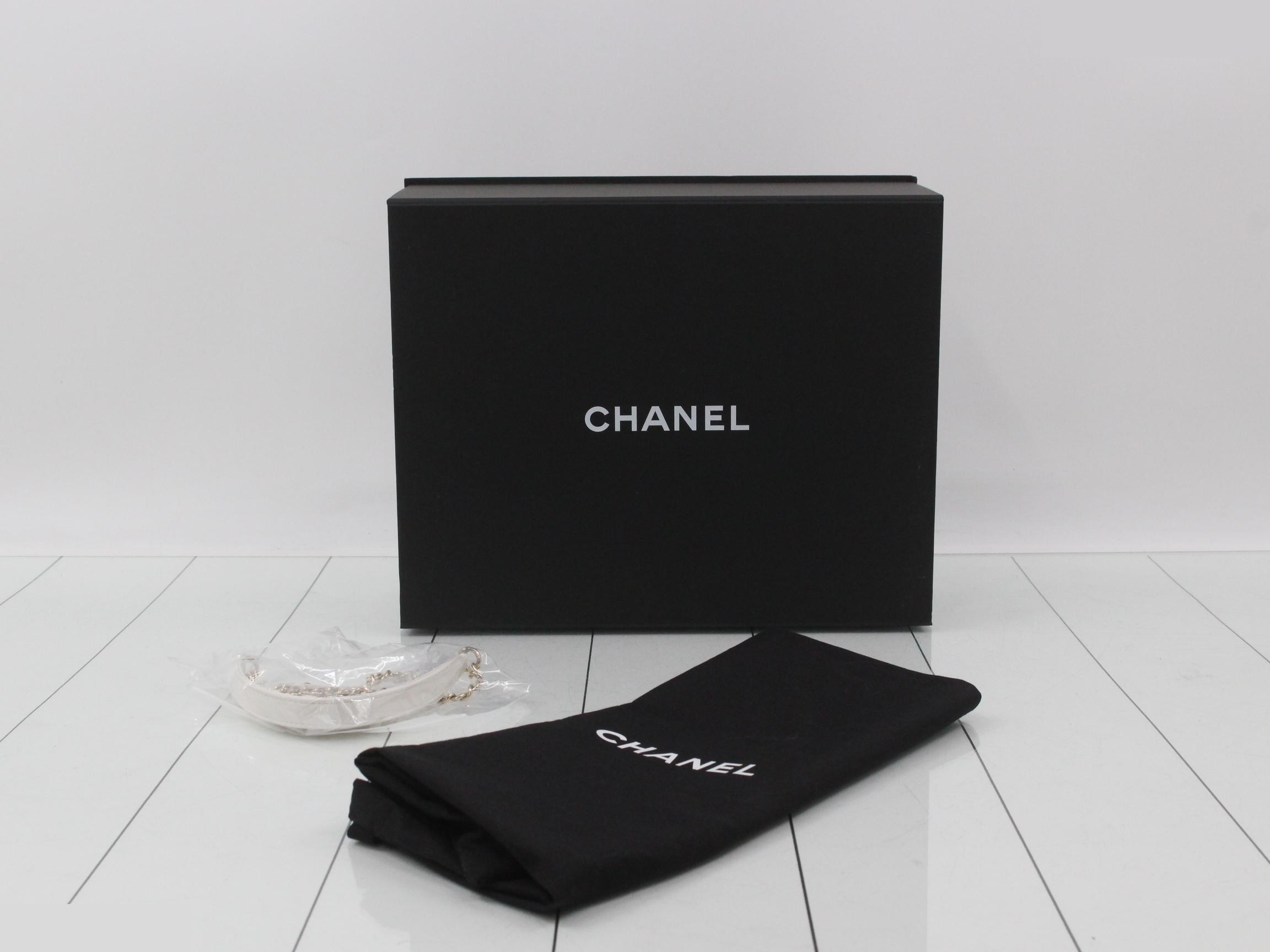 Small top-handle flap bag / Matelassé / Coco Handle XS — view 7