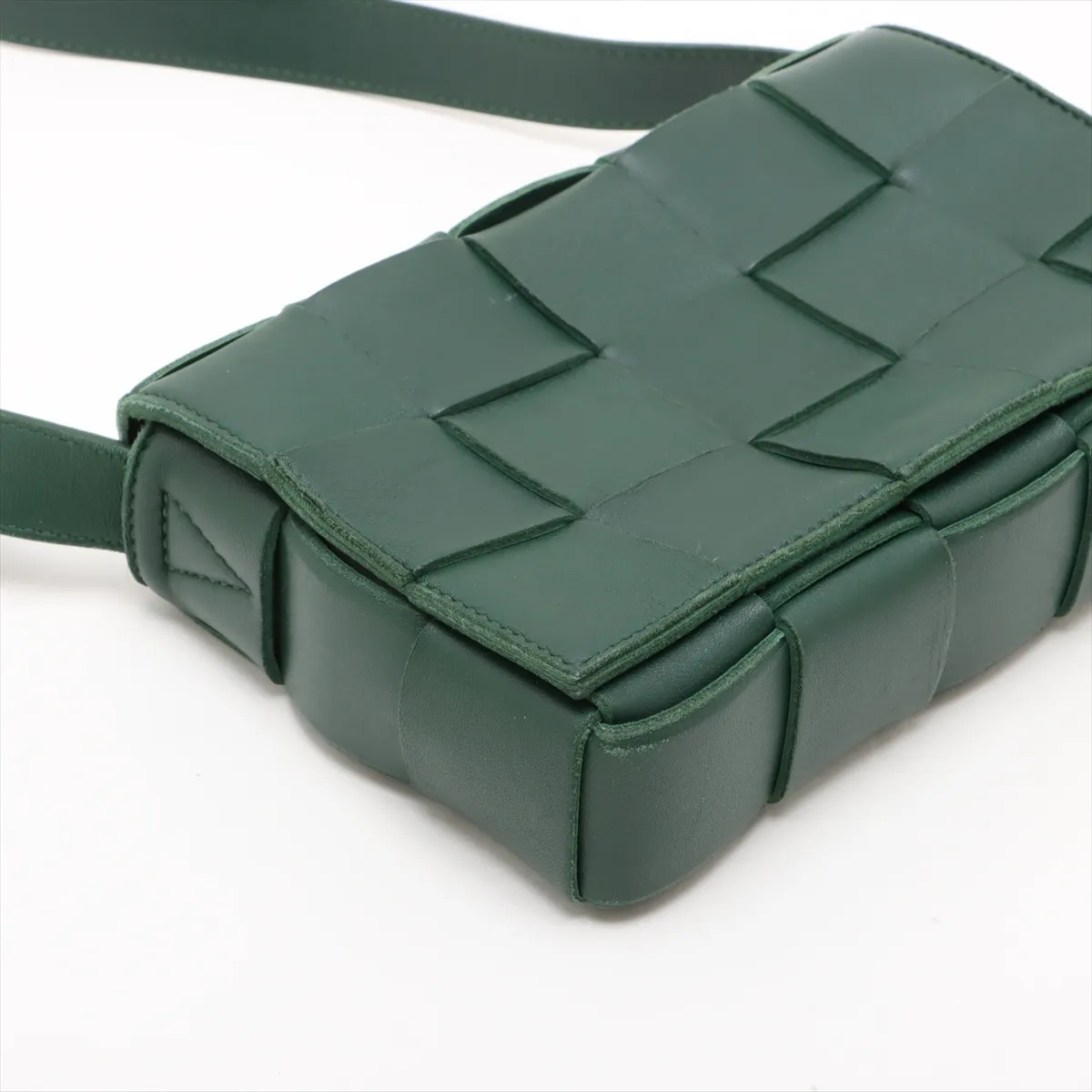 Maxi Intrecciato Cassette Leather Shoulder Bag, Green — view 4