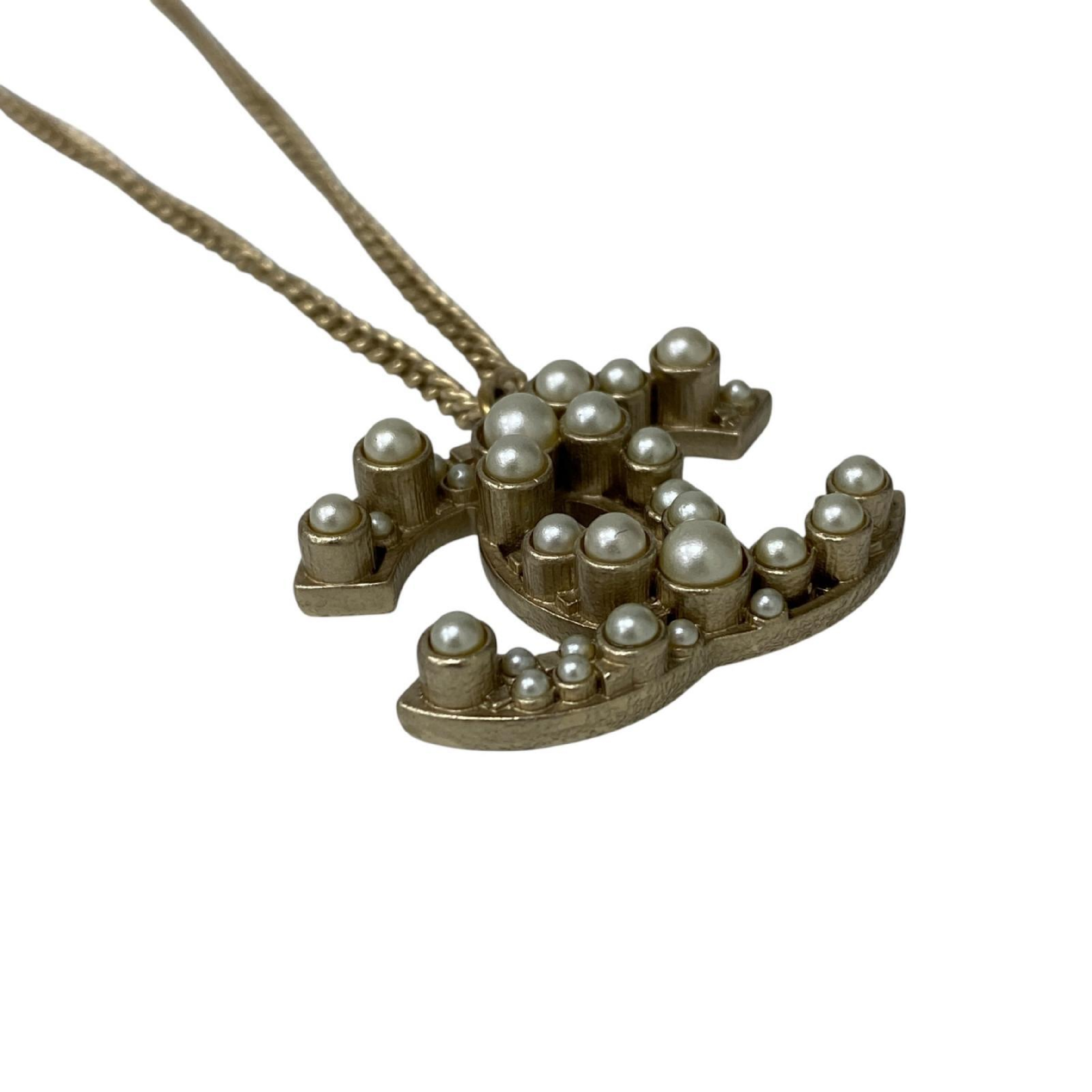 【*Shipped from: Hong Kong*】CHANEL ( ) Gold-colored Metal/Faux Pearl Coco Mark Necklace A14S Necklace — view 3