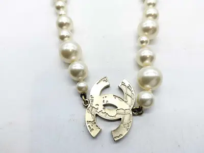 Coco Earth Time Faux Pearl A13K Necklace