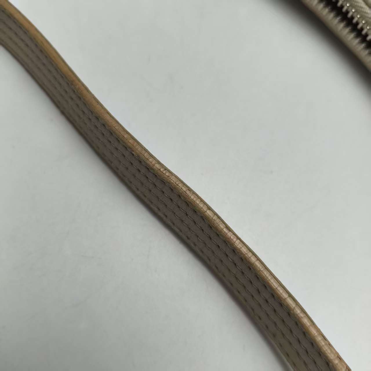 【*Shipped from: China*】FENDI Leather Handbag — view 12