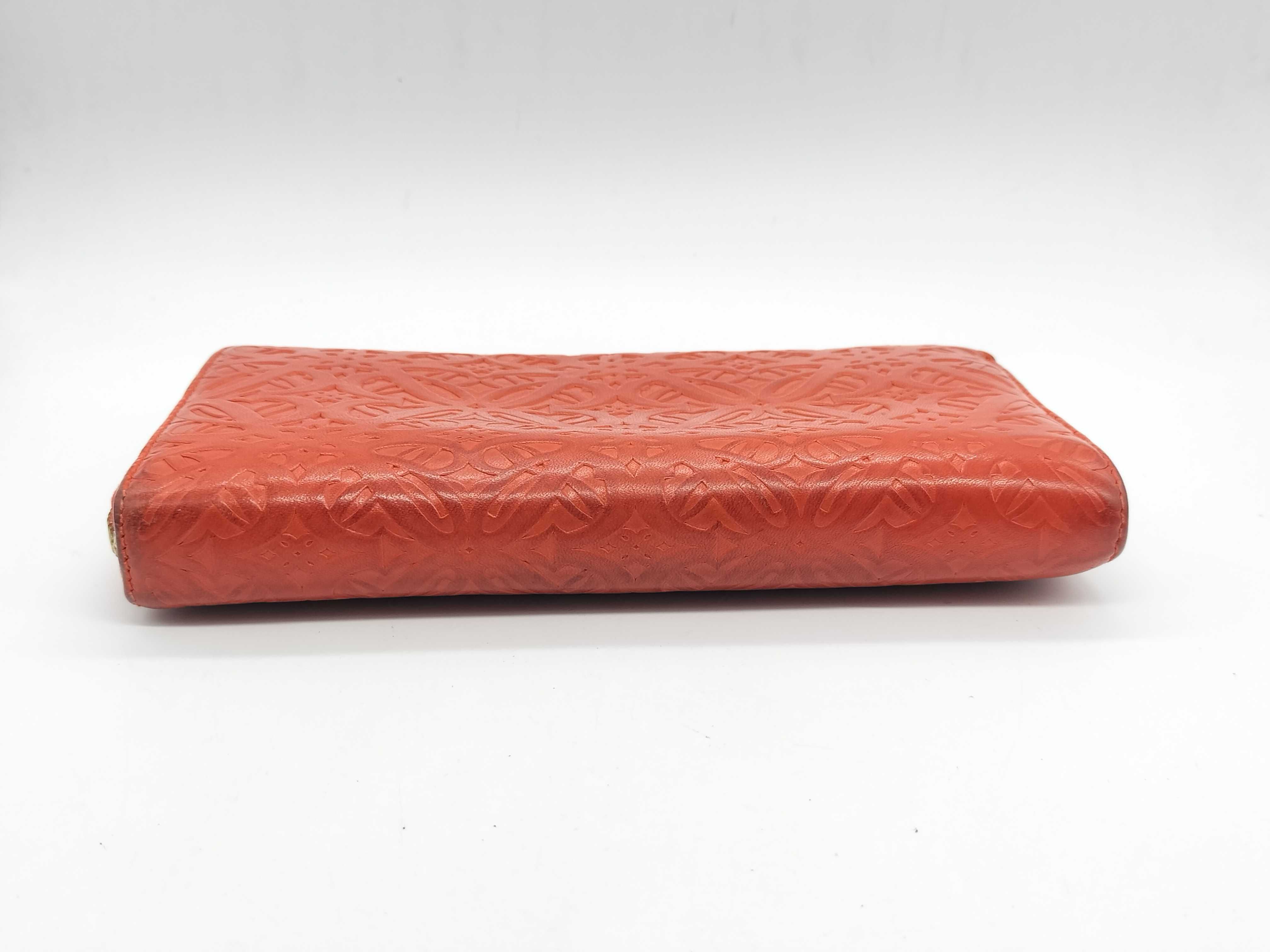 wallet — view 3