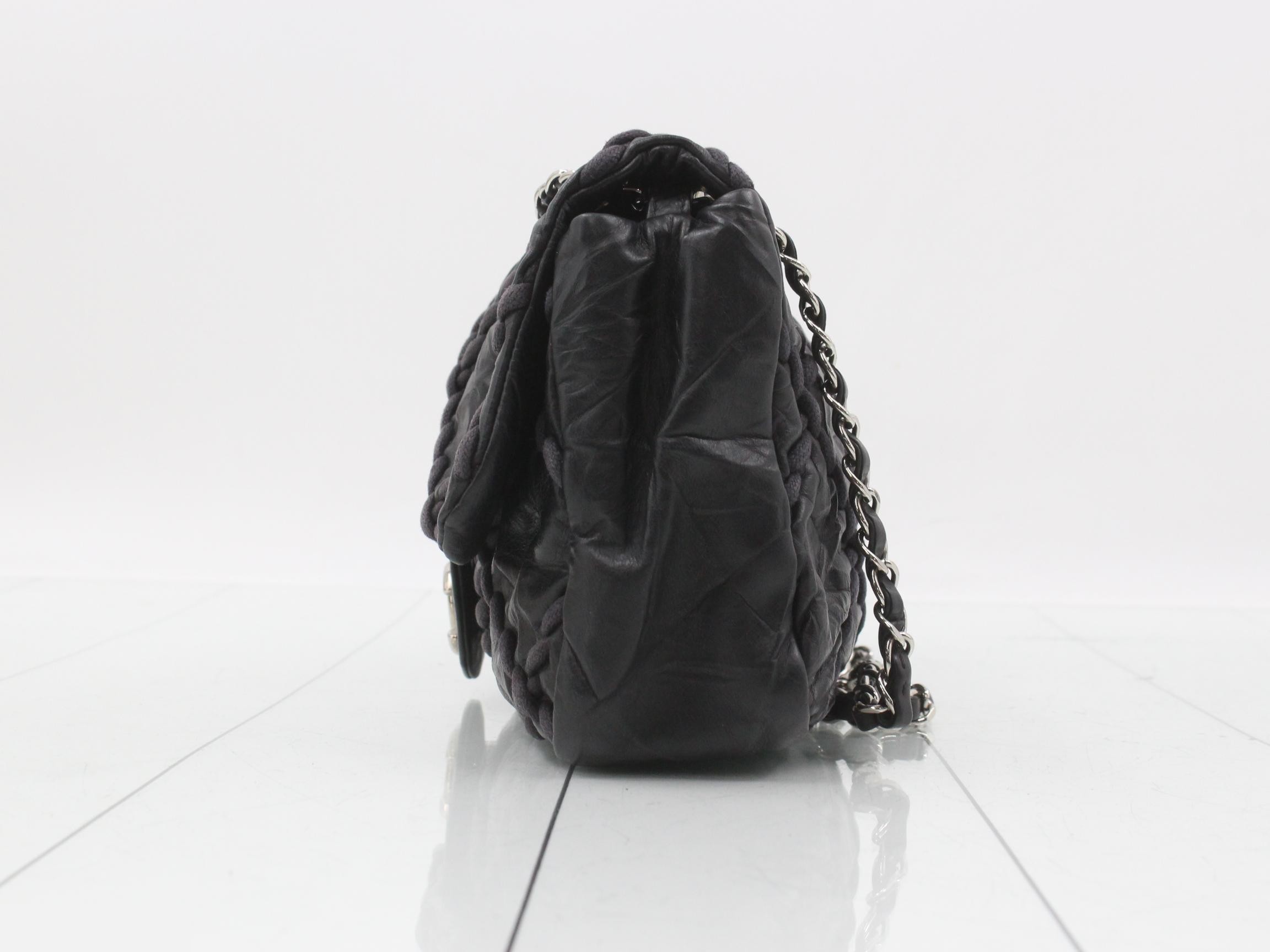Leather Matelassé (Bag) - Shoulder Bag — view 3