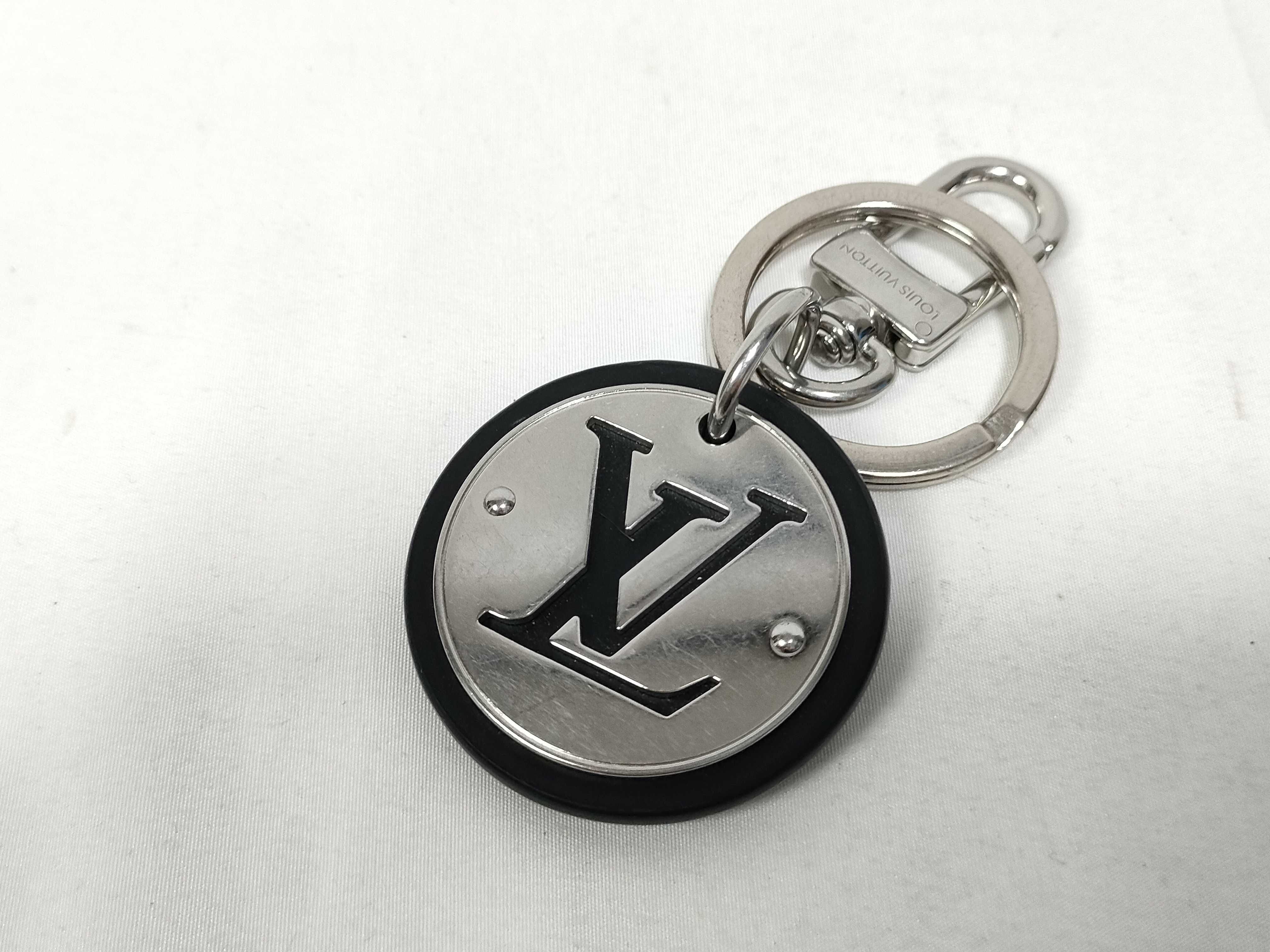 LV Circle Keychain Key Case