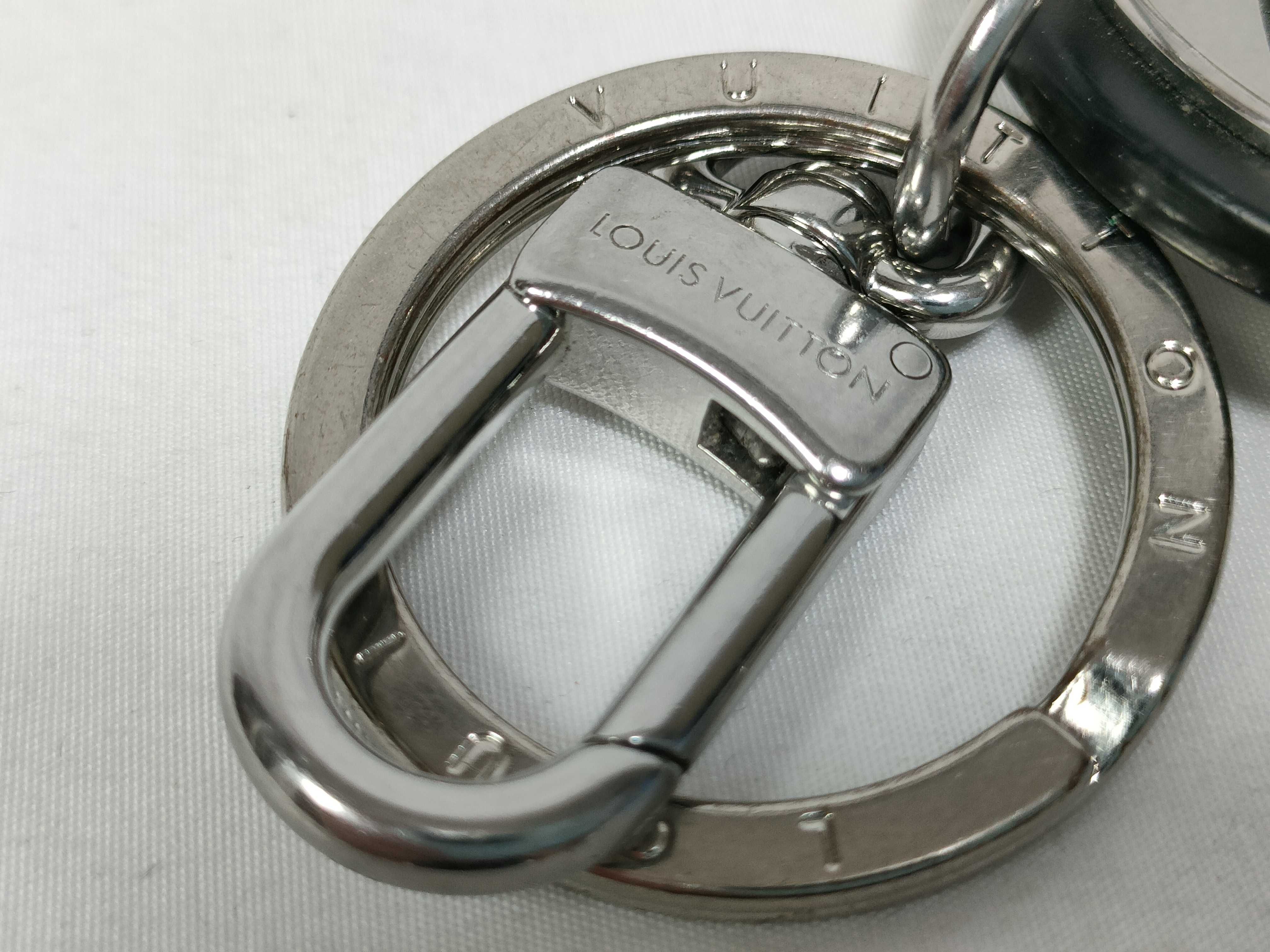 LV Circle Keychain Key Case — view 5