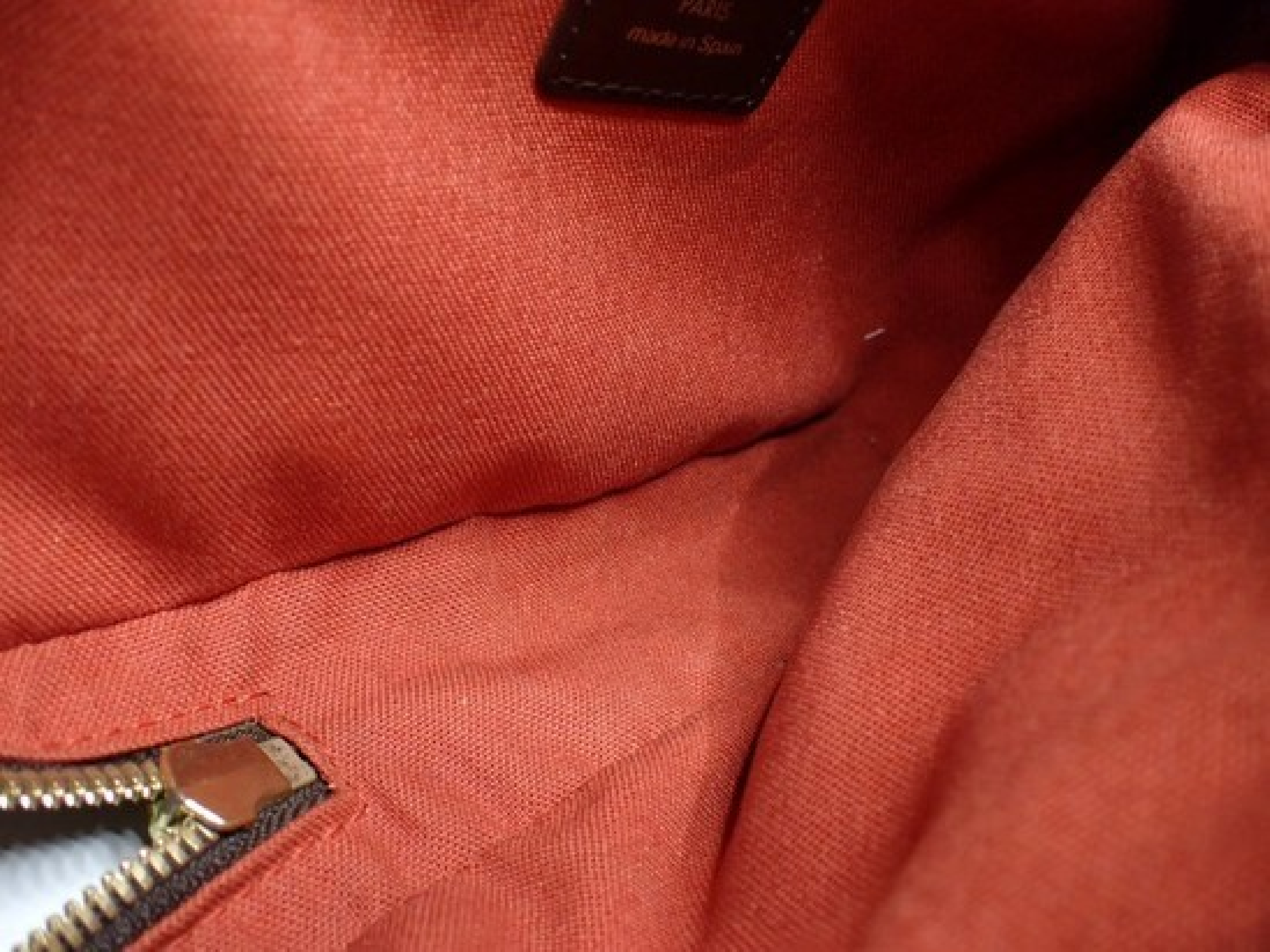 Damier Geronimos Body Bag — view 4