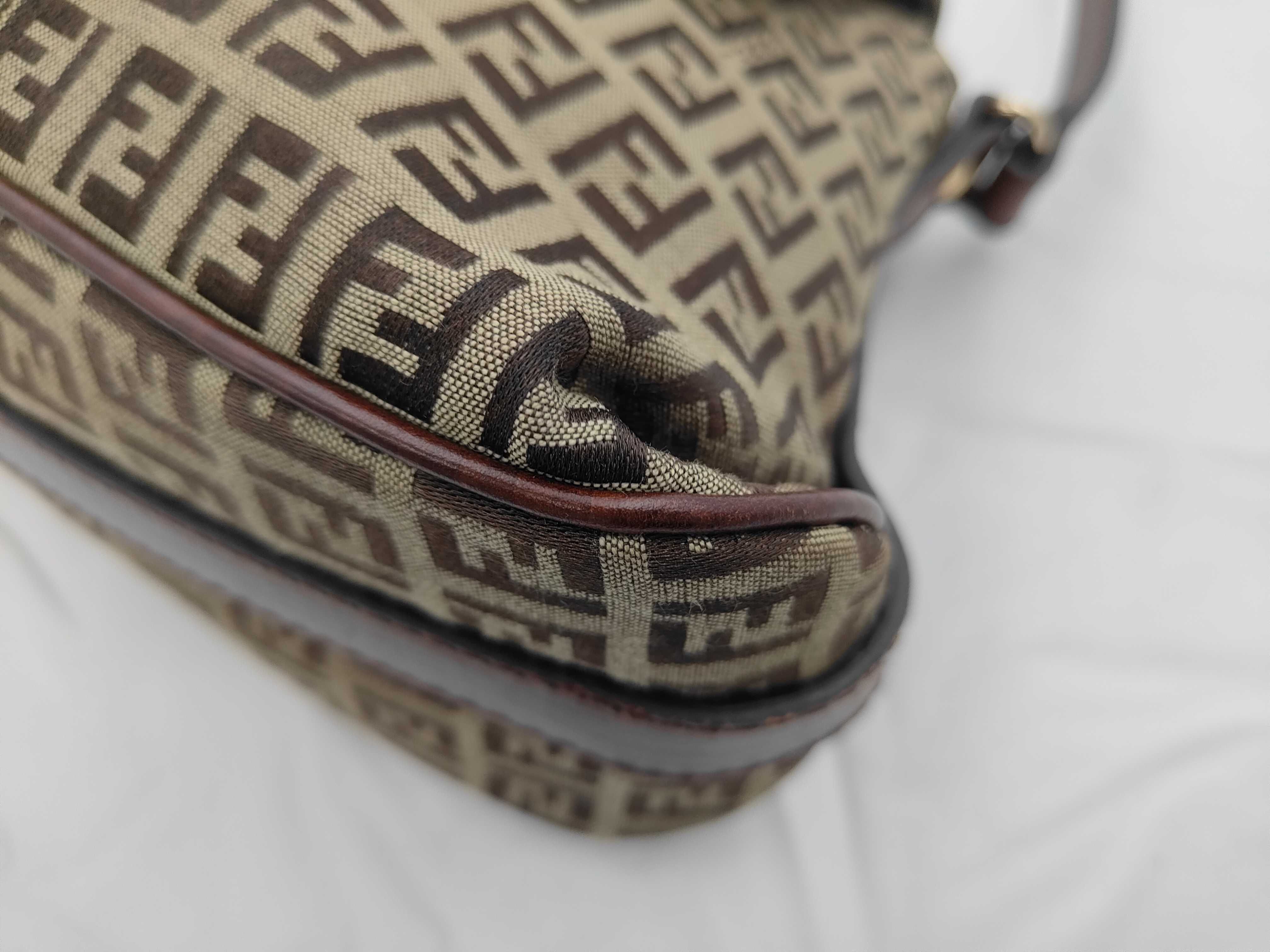 Zucchino Shoulder Bag — view 6